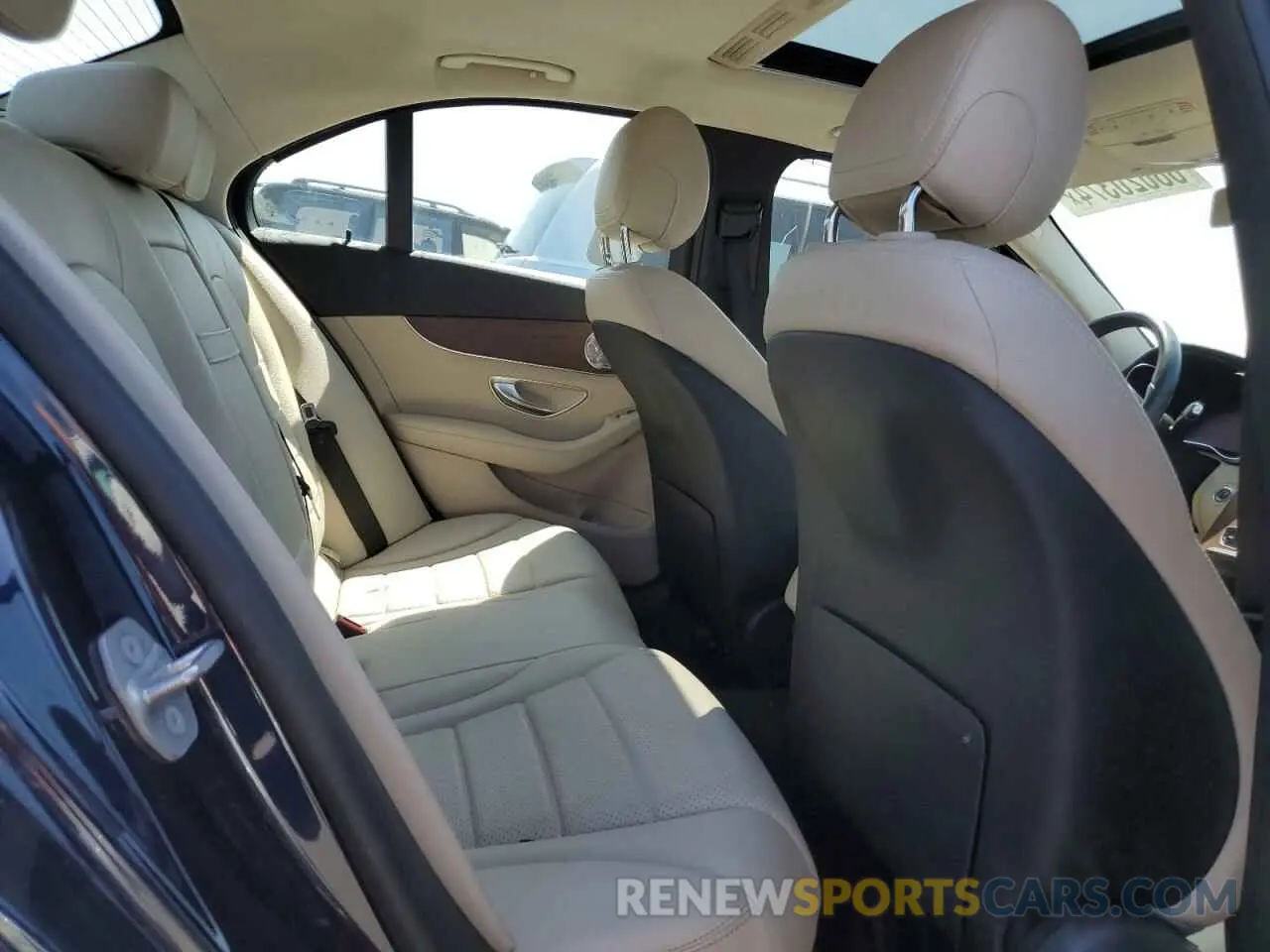 10 Photograph of a damaged car W1KWF8EBXMR649331 MERCEDES-BENZ C-CLASS 2021