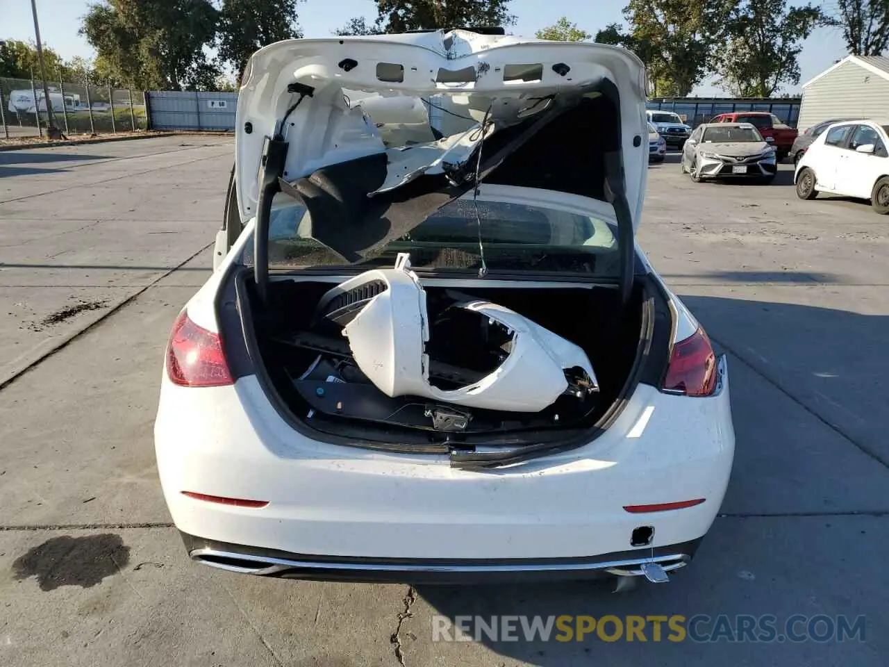 6 Photograph of a damaged car W1KAF4GB0NR041951 MERCEDES-BENZ C-CLASS 2022