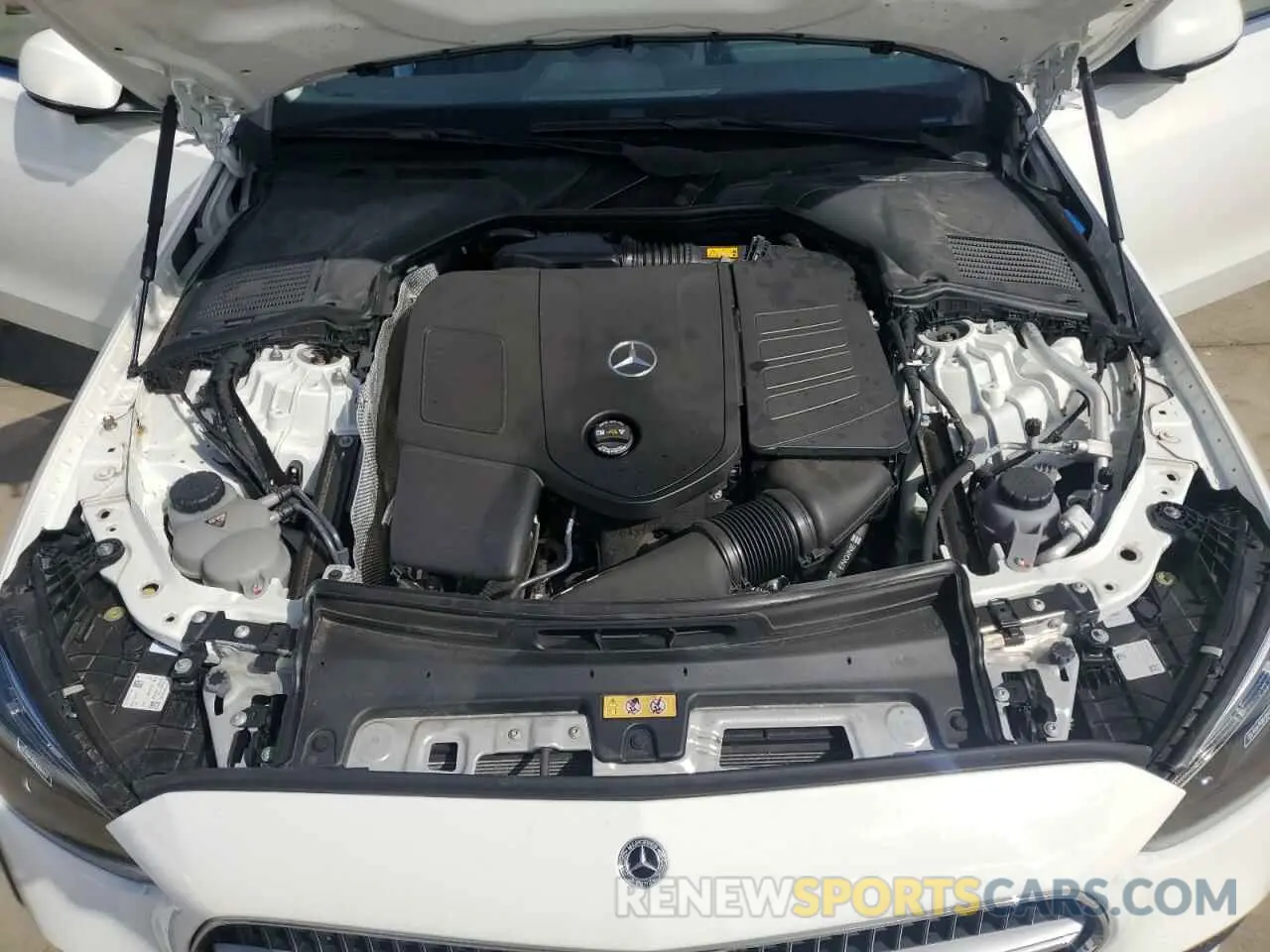 11 Photograph of a damaged car W1KAF4GB5NR008637 MERCEDES-BENZ C-CLASS 2022