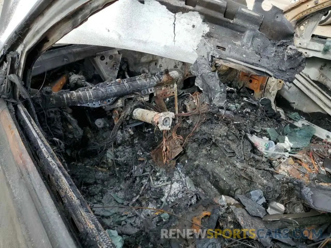 8 Photograph of a damaged car W1KAF4GB5NR030914 MERCEDES-BENZ C-CLASS 2022