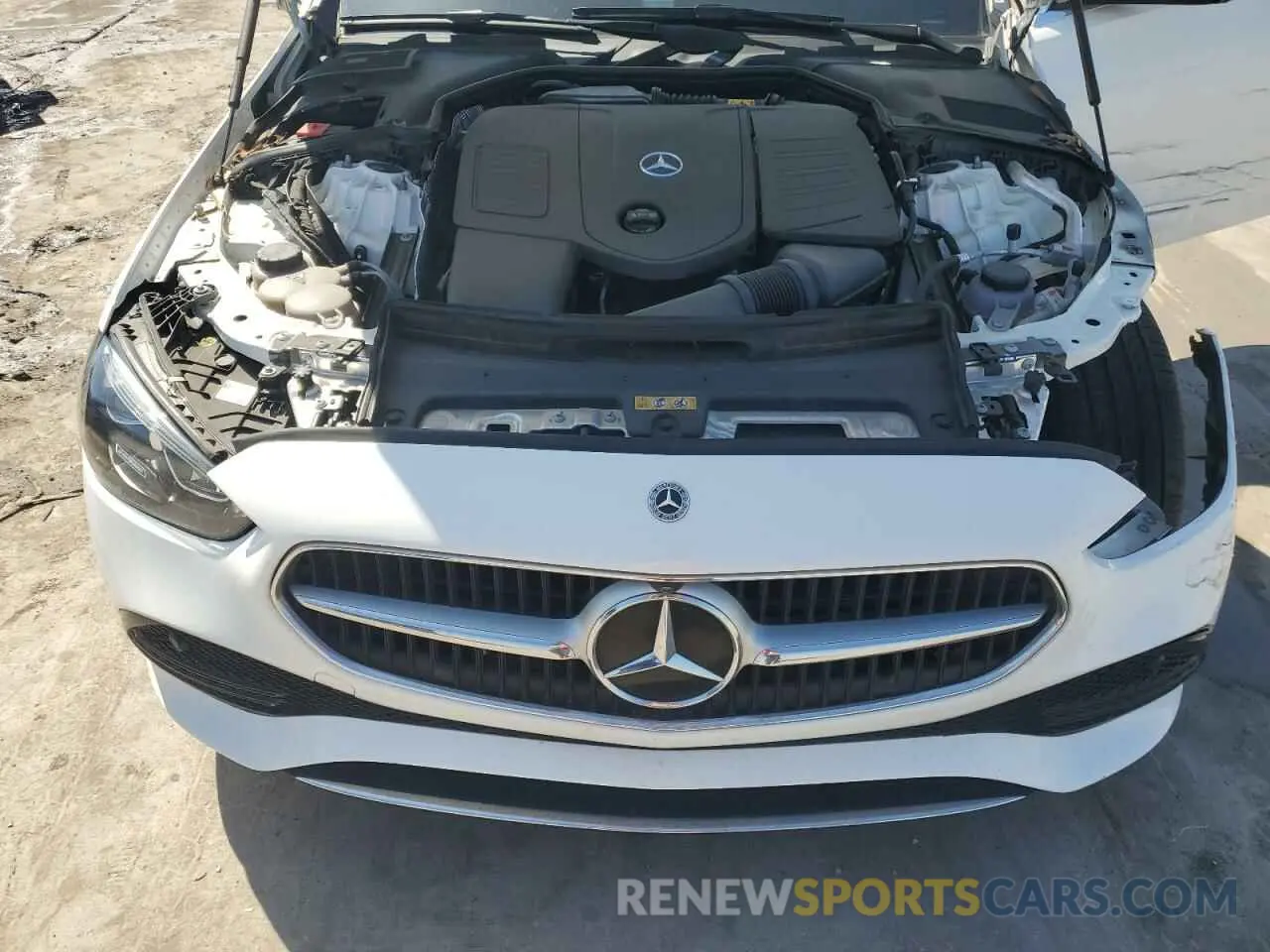 11 Photograph of a damaged car W1KAF4GB5NR038821 MERCEDES-BENZ C-CLASS 2022
