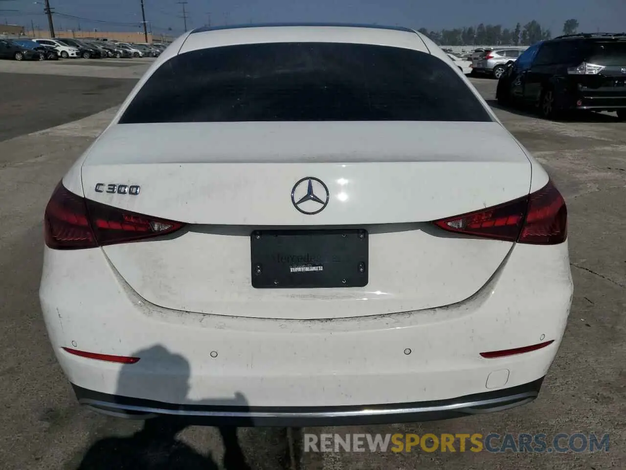 6 Photograph of a damaged car W1KAF4GB5NR063573 MERCEDES-BENZ C-CLASS 2022