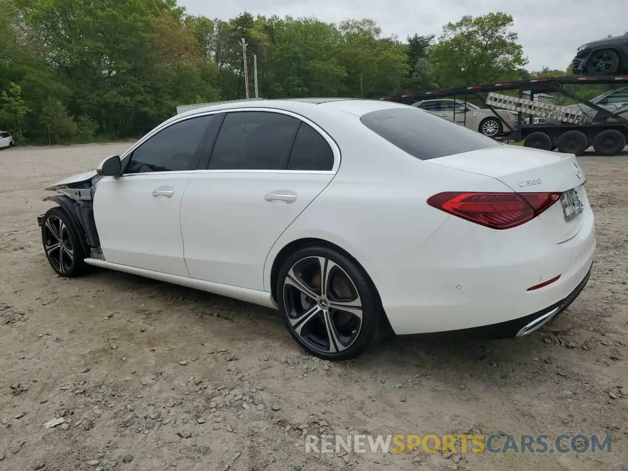2 Photograph of a damaged car W1KAF4GB6NR048287 MERCEDES-BENZ C-CLASS 2022