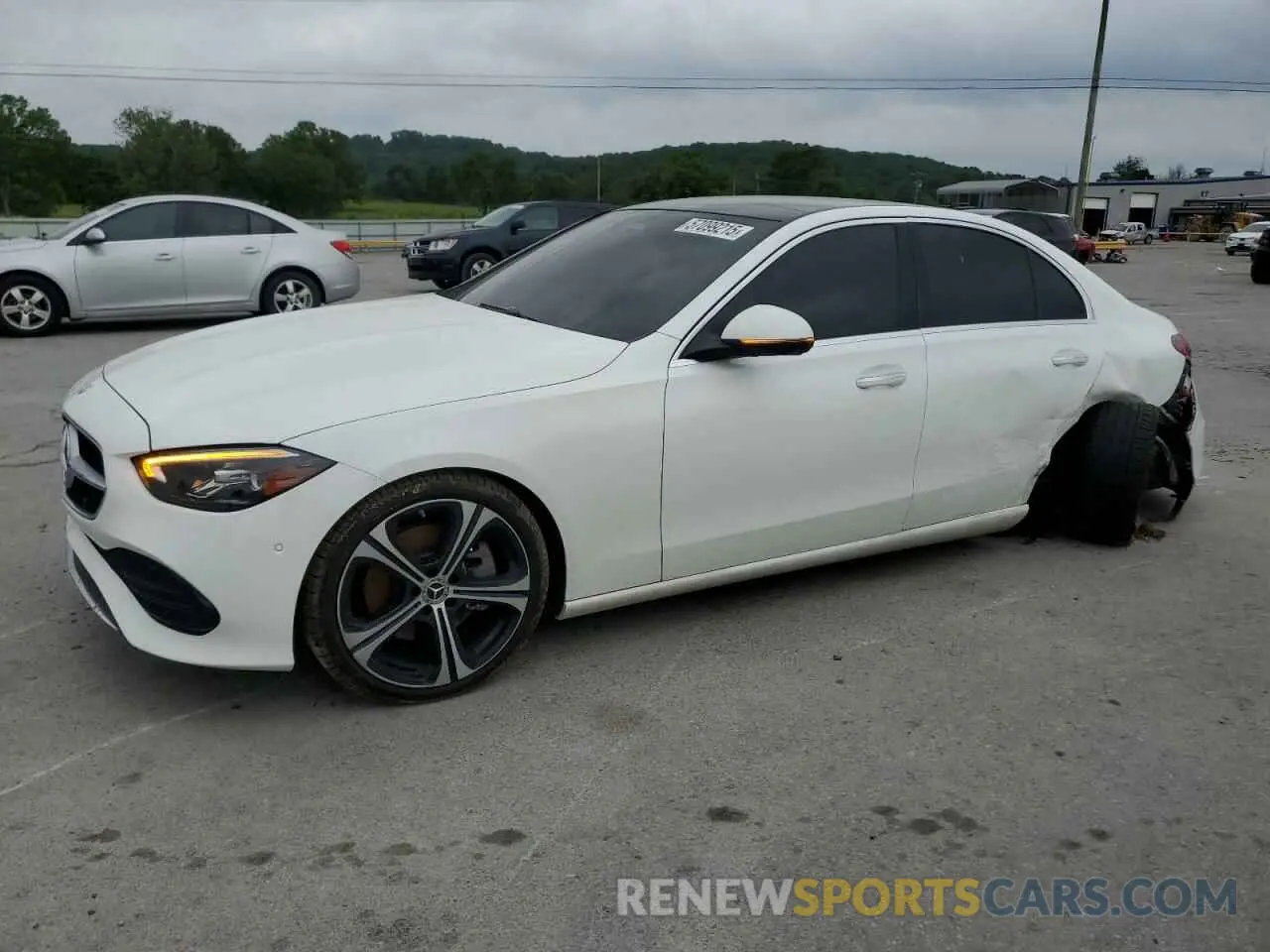 1 Photograph of a damaged car W1KAF4GB8NR053068 MERCEDES-BENZ C-CLASS 2022