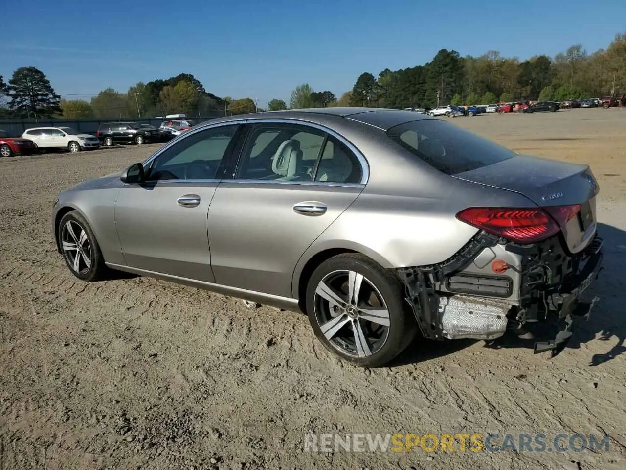 2 Photograph of a damaged car W1KAF4GB9NR018961 MERCEDES-BENZ C-CLASS 2022
