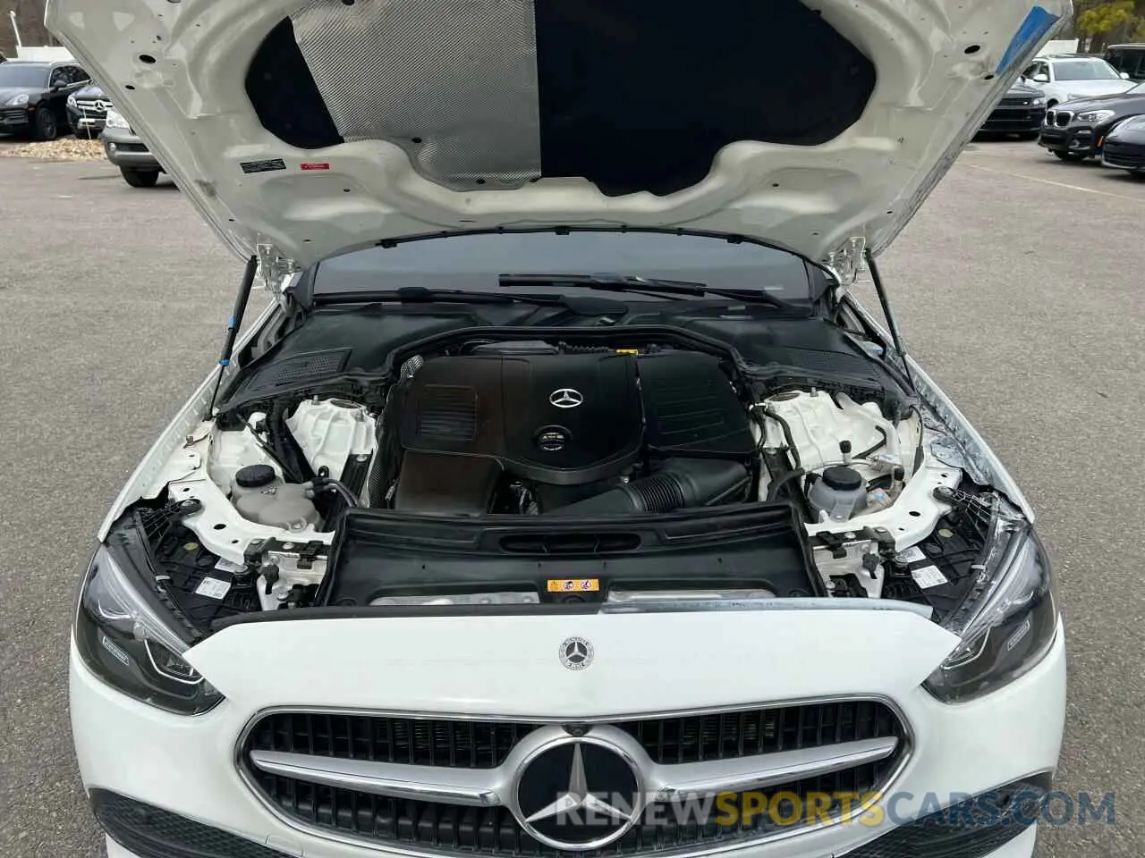 8 Photograph of a damaged car W1KAF4GB9NR042032 MERCEDES-BENZ C-CLASS 2022