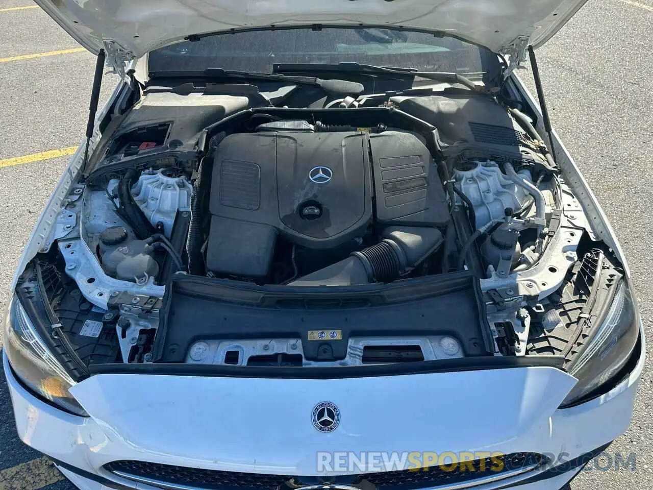 6 Photograph of a damaged car W1KAF4HB7NR047390 MERCEDES-BENZ C-CLASS 2022