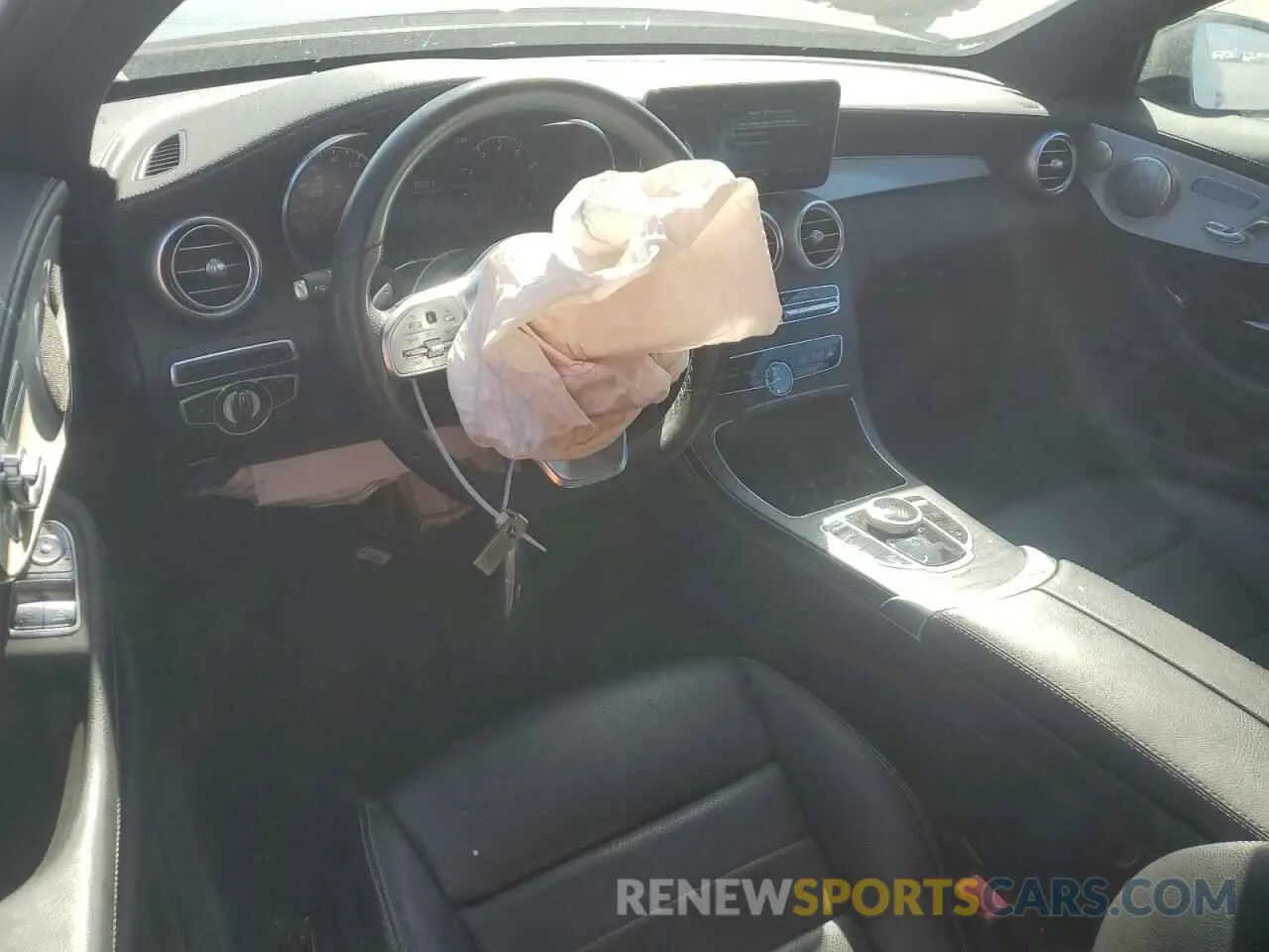 8 Photograph of a damaged car W1KWJ8DB0NG116014 MERCEDES-BENZ C-CLASS 2022