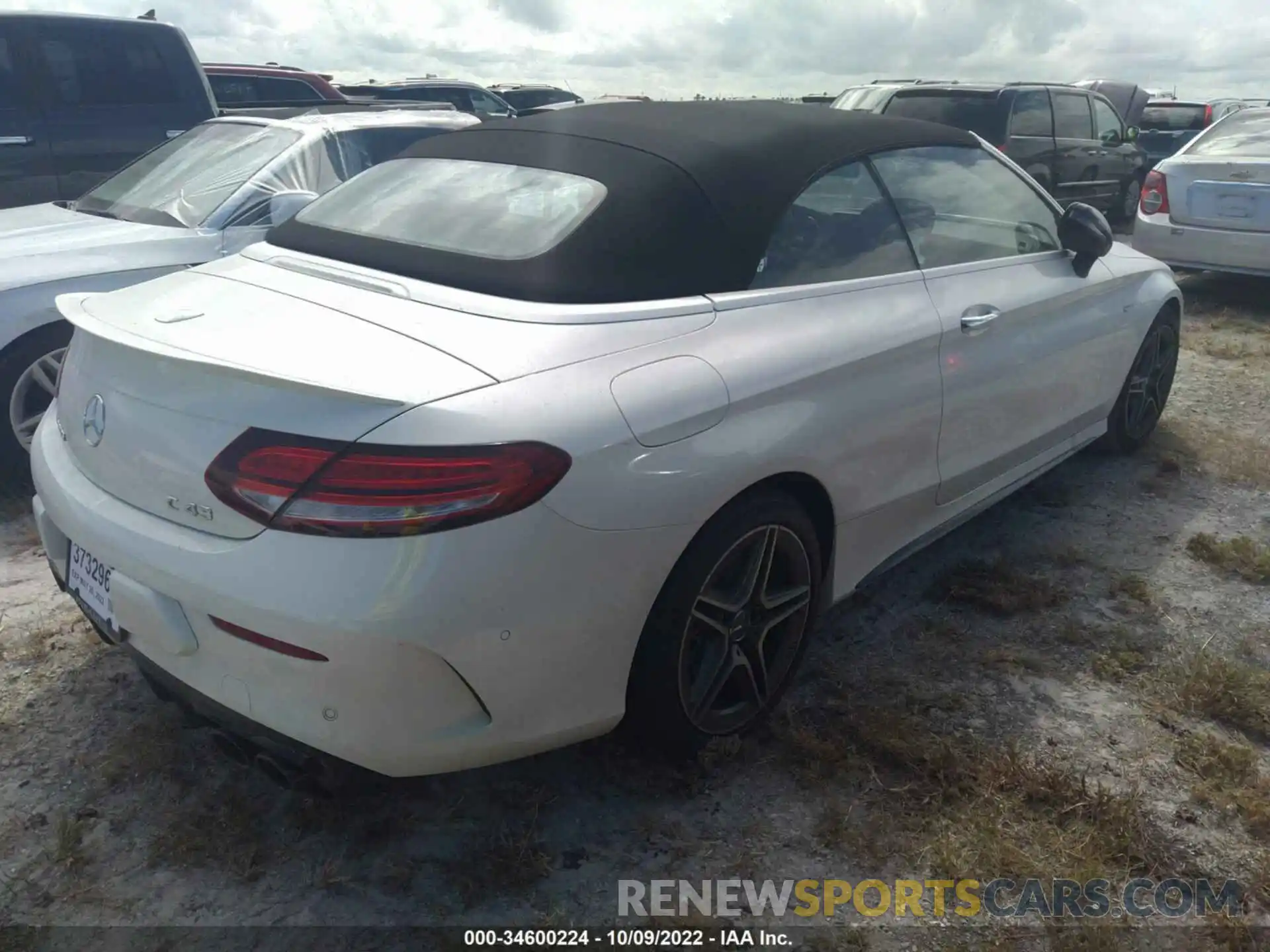 4 Photograph of a damaged car W1KWK6EB7NG107312 MERCEDES-BENZ C-CLASS 2022