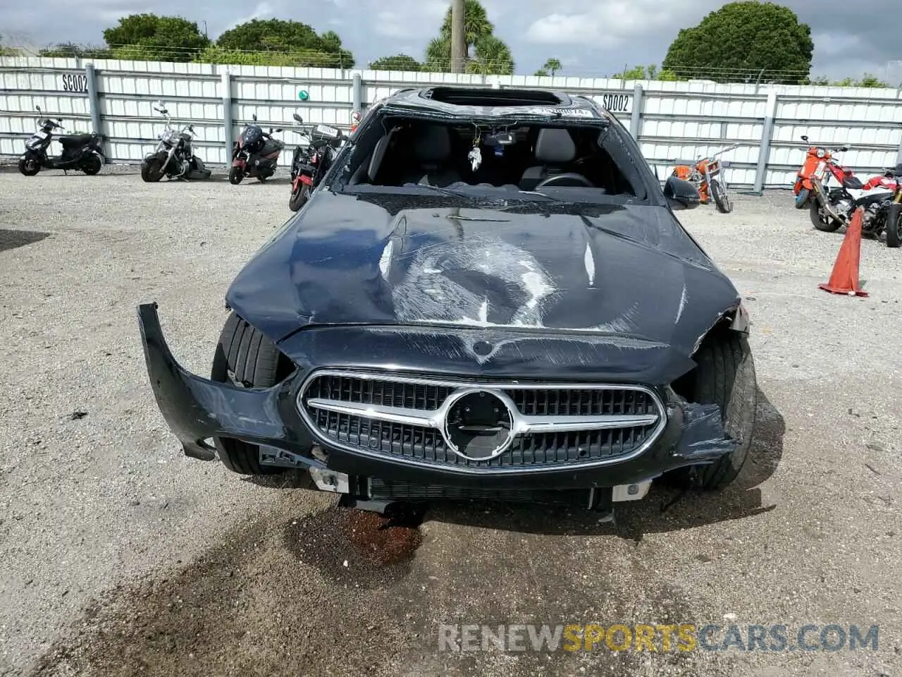 5 Photograph of a damaged car W1KAF4GB7PR132900 MERCEDES-BENZ C-CLASS 2023