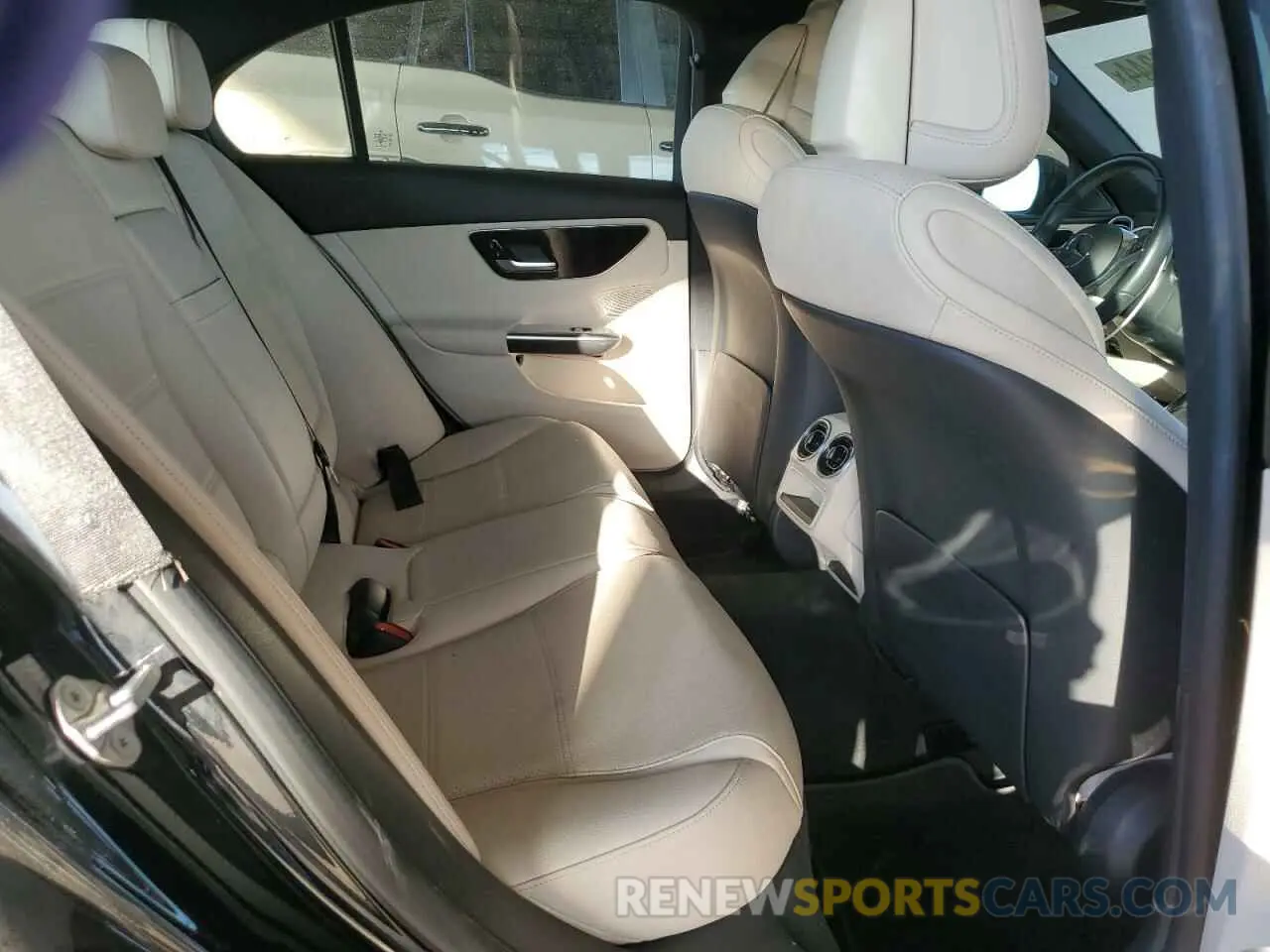 10 Photograph of a damaged car W1KAF4GB9PR091461 MERCEDES-BENZ C-CLASS 2023