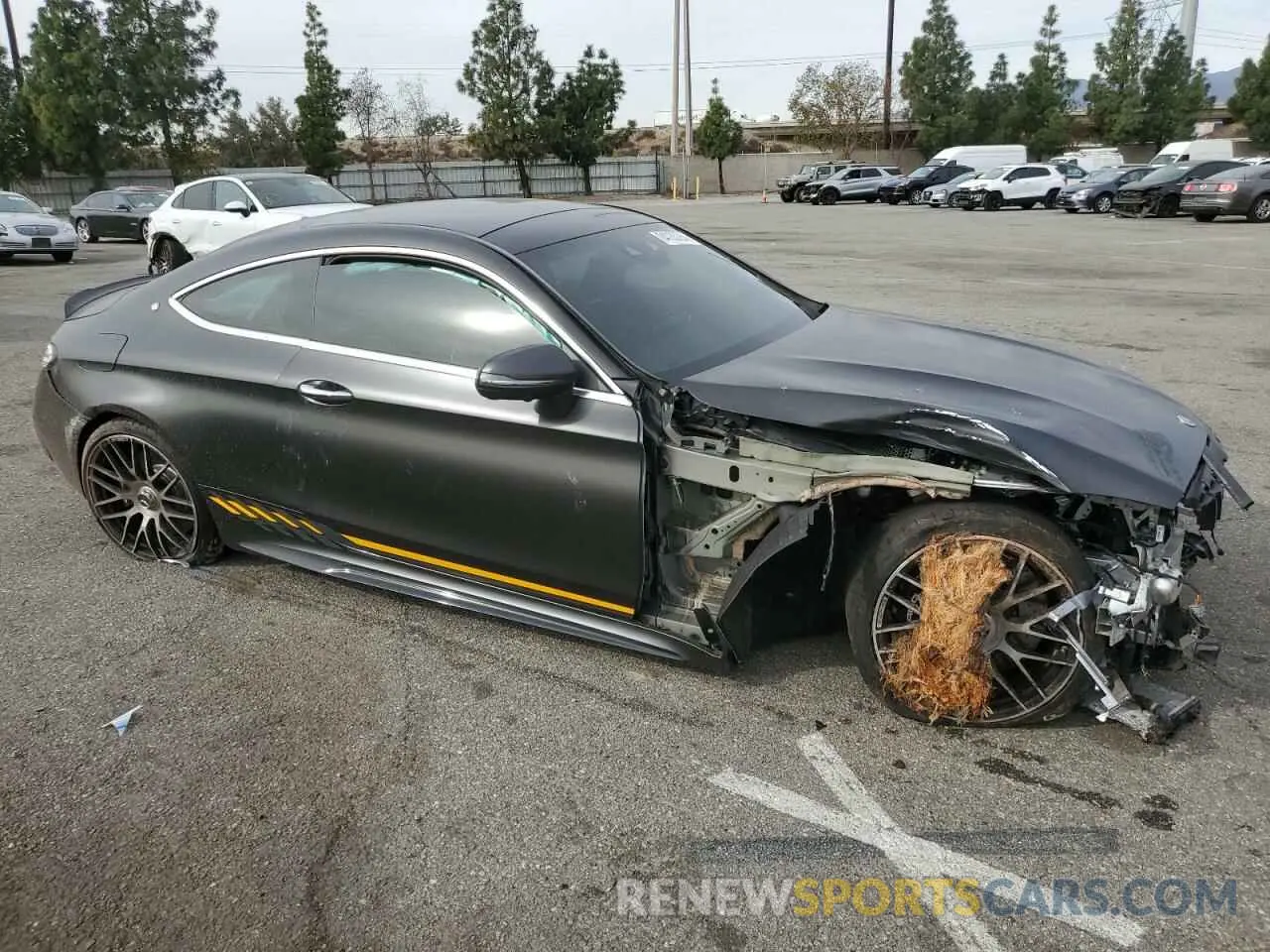 4 Photograph of a damaged car W1KWJ8HB5PG122761 MERCEDES-BENZ C-CLASS 2023