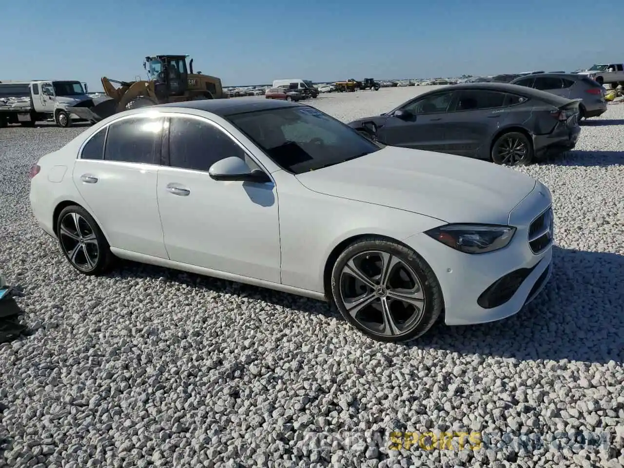 4 Photograph of a damaged car W1KAF4GB2RR207585 MERCEDES-BENZ C-CLASS 2024