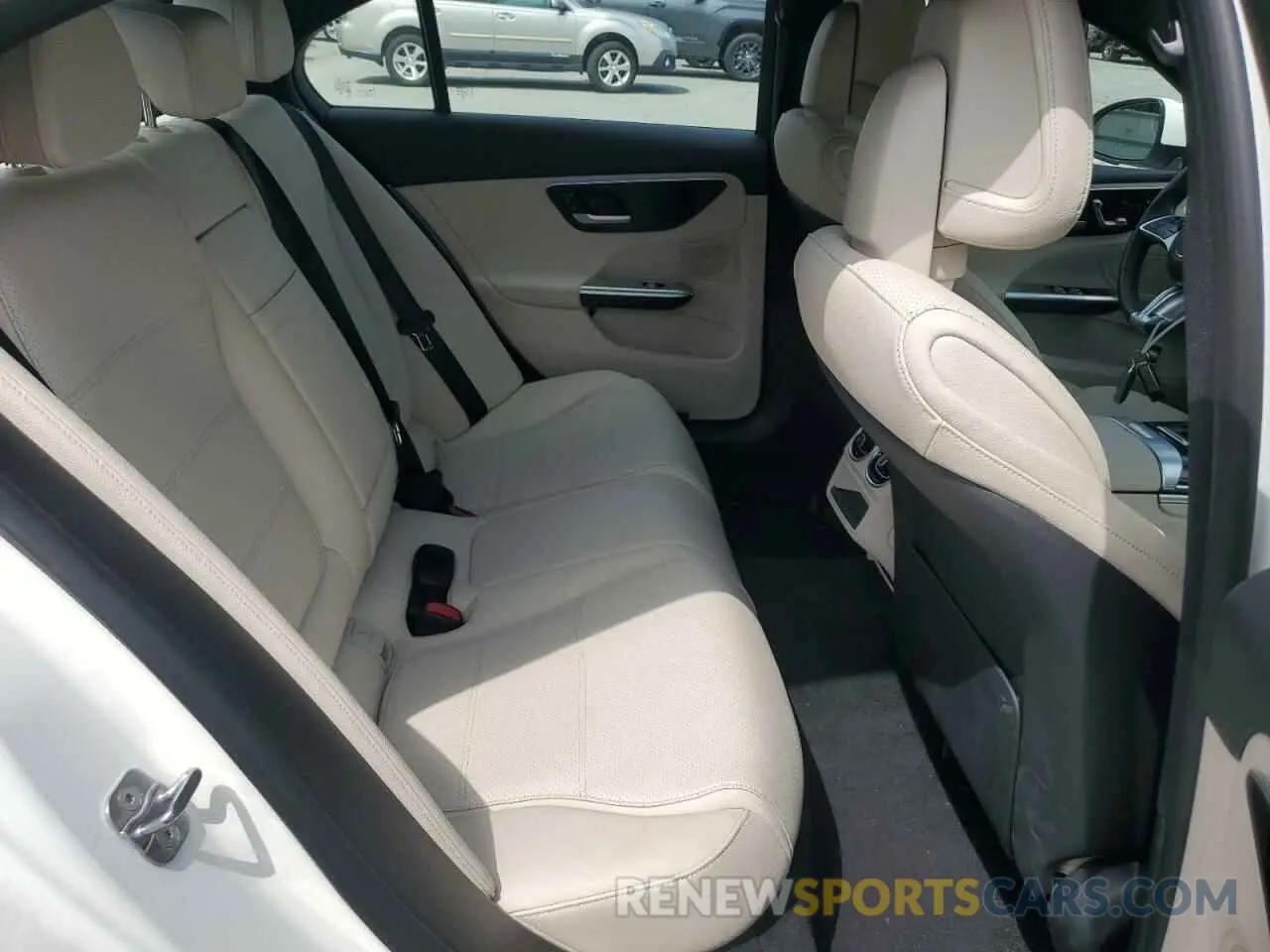 10 Photograph of a damaged car W1KAF4GB5RR166093 MERCEDES-BENZ C-CLASS 2024