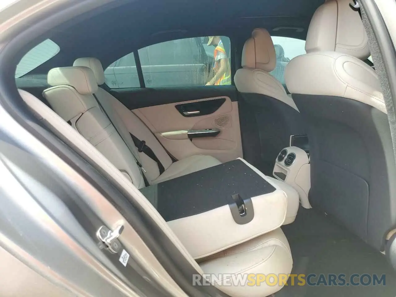 10 Photograph of a damaged car W1KAF4GB6RR205855 MERCEDES-BENZ C-CLASS 2024