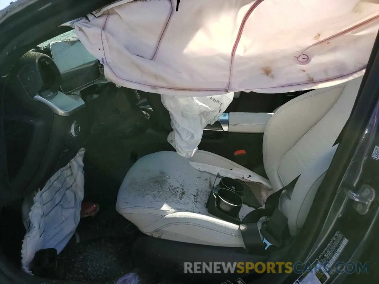 7 Photograph of a damaged car W1KAF4GB8RR226139 MERCEDES-BENZ C-CLASS 2024
