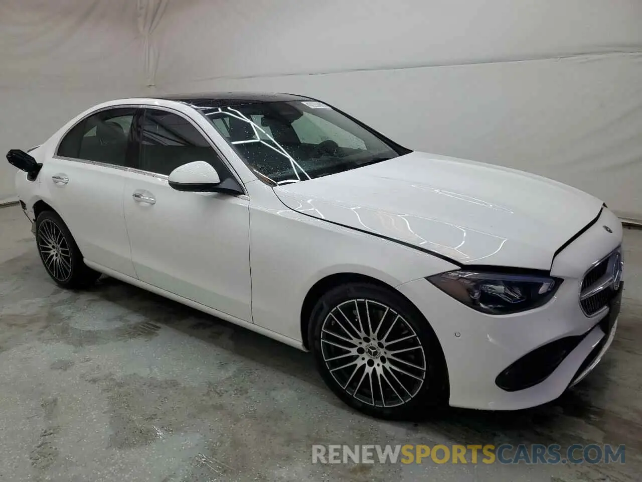 4 Photograph of a damaged car W1KAF4HB3RR231604 MERCEDES-BENZ C-CLASS 2024