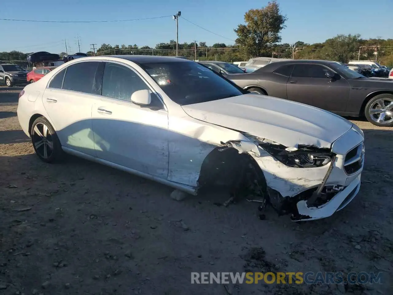 4 Photograph of a damaged car W1KAF4HB6RR191194 MERCEDES-BENZ C-CLASS 2024