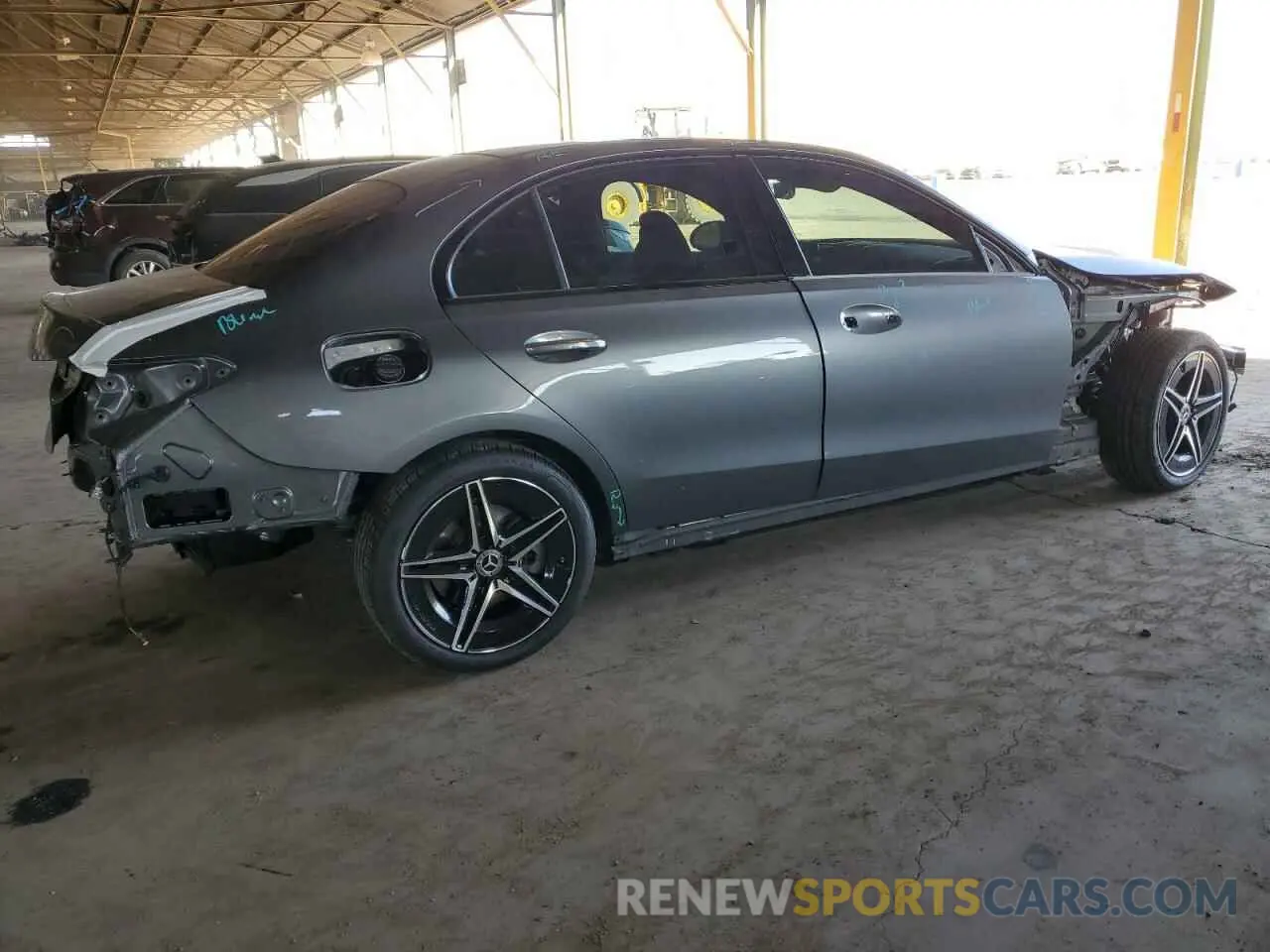 3 Photograph of a damaged car W1KAF4HBXRR201340 MERCEDES-BENZ C-CLASS 2024