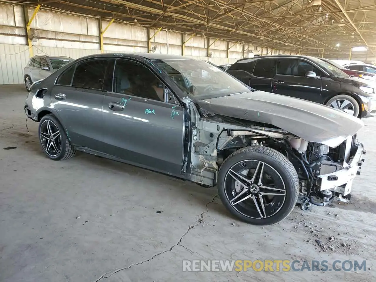 4 Photograph of a damaged car W1KAF4HBXRR201340 MERCEDES-BENZ C-CLASS 2024