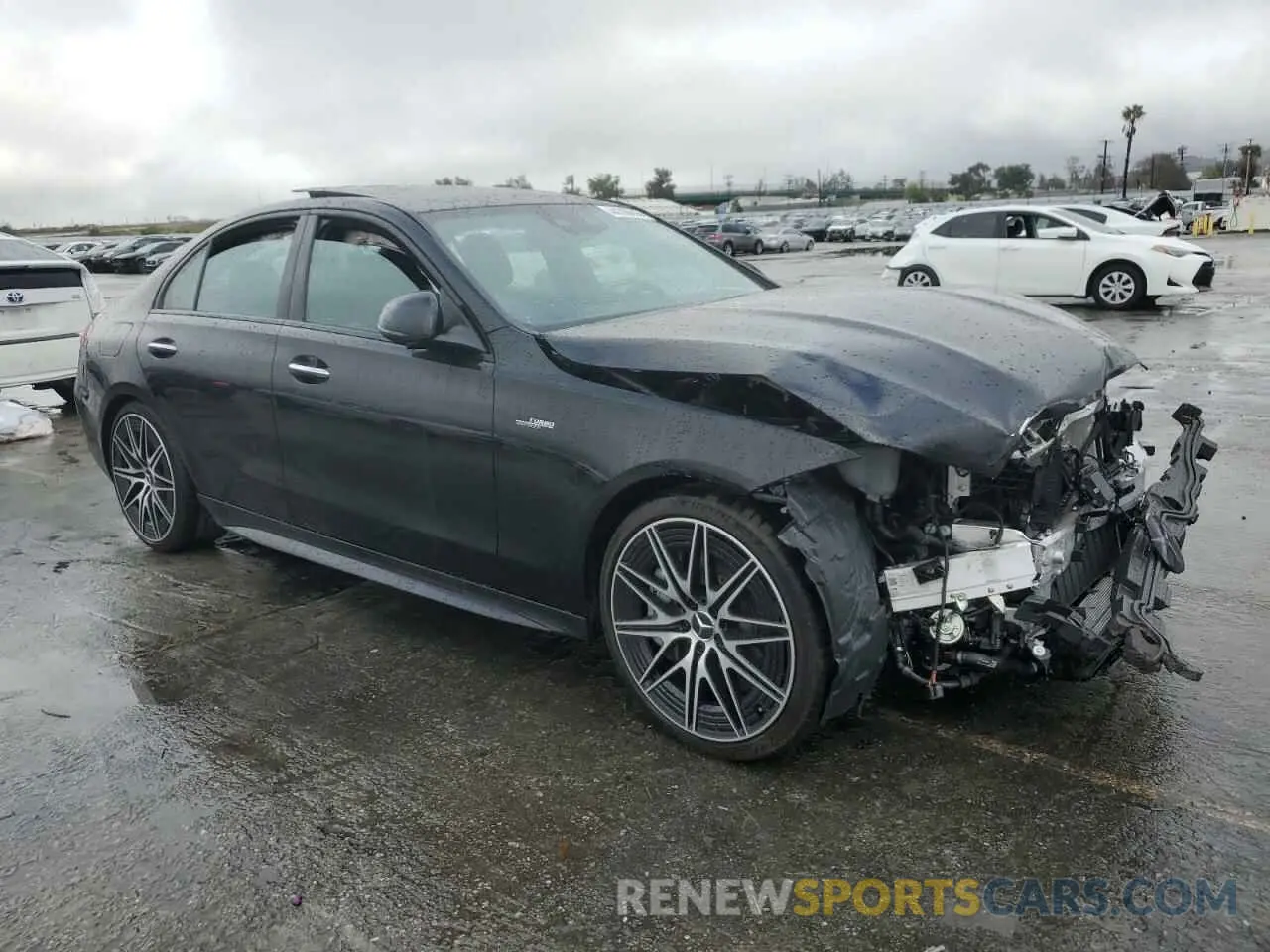 4 Photograph of a damaged car W1KAF8HB4RR227455 MERCEDES-BENZ C-CLASS 2024