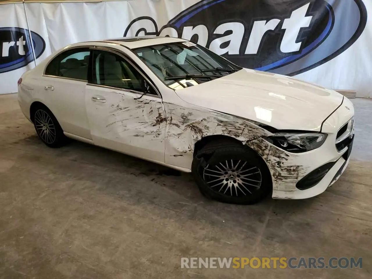 4 Photograph of a damaged car W1KAF4HB0SR247698 MERCEDES-BENZ C-CLASS 2025