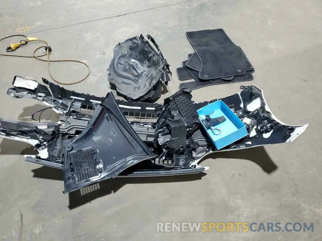 12 Photograph of a damaged car W1KAF4HB5SR256235 MERCEDES-BENZ C-CLASS 2025