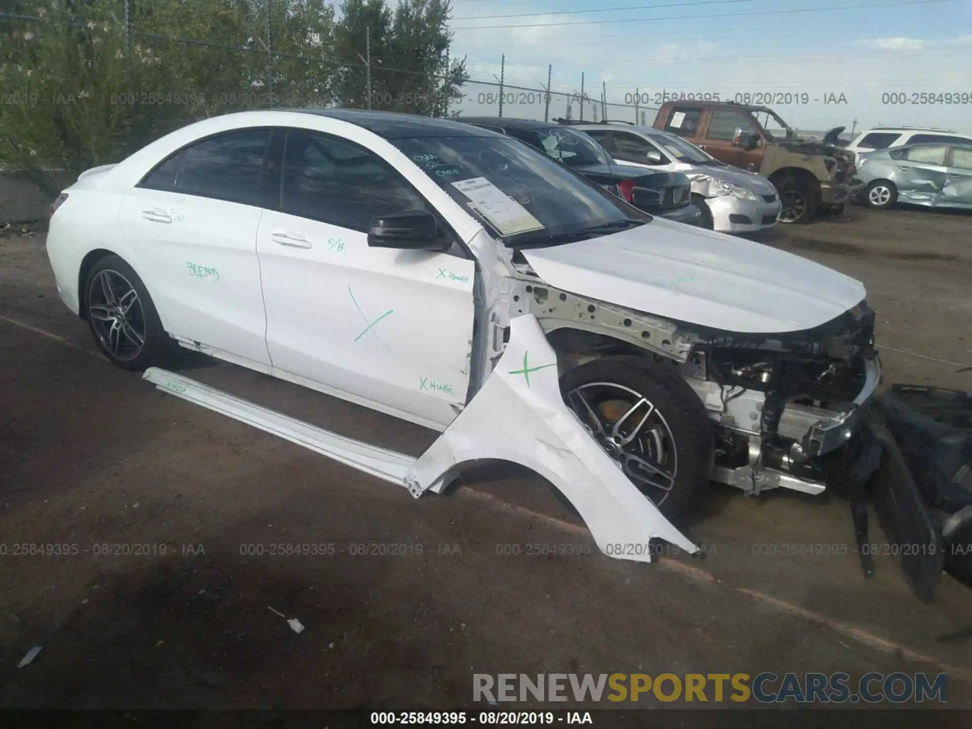 1 Photograph of a damaged car WDDSJ4EB0KN726847 MERCEDES-BENZ CLA 2019