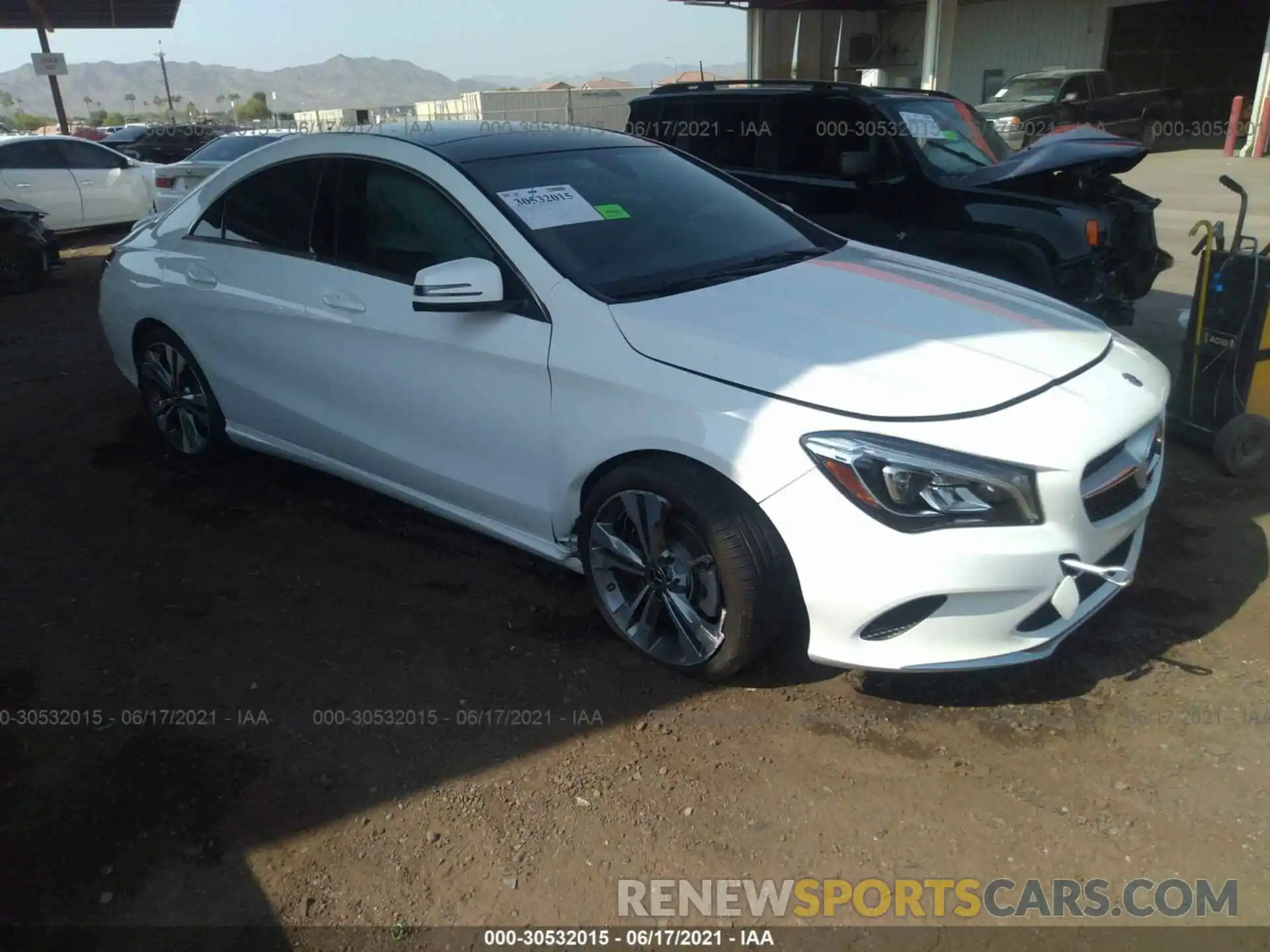 1 Photograph of a damaged car WDDSJ4EB0KN752641 MERCEDES-BENZ CLA 2019