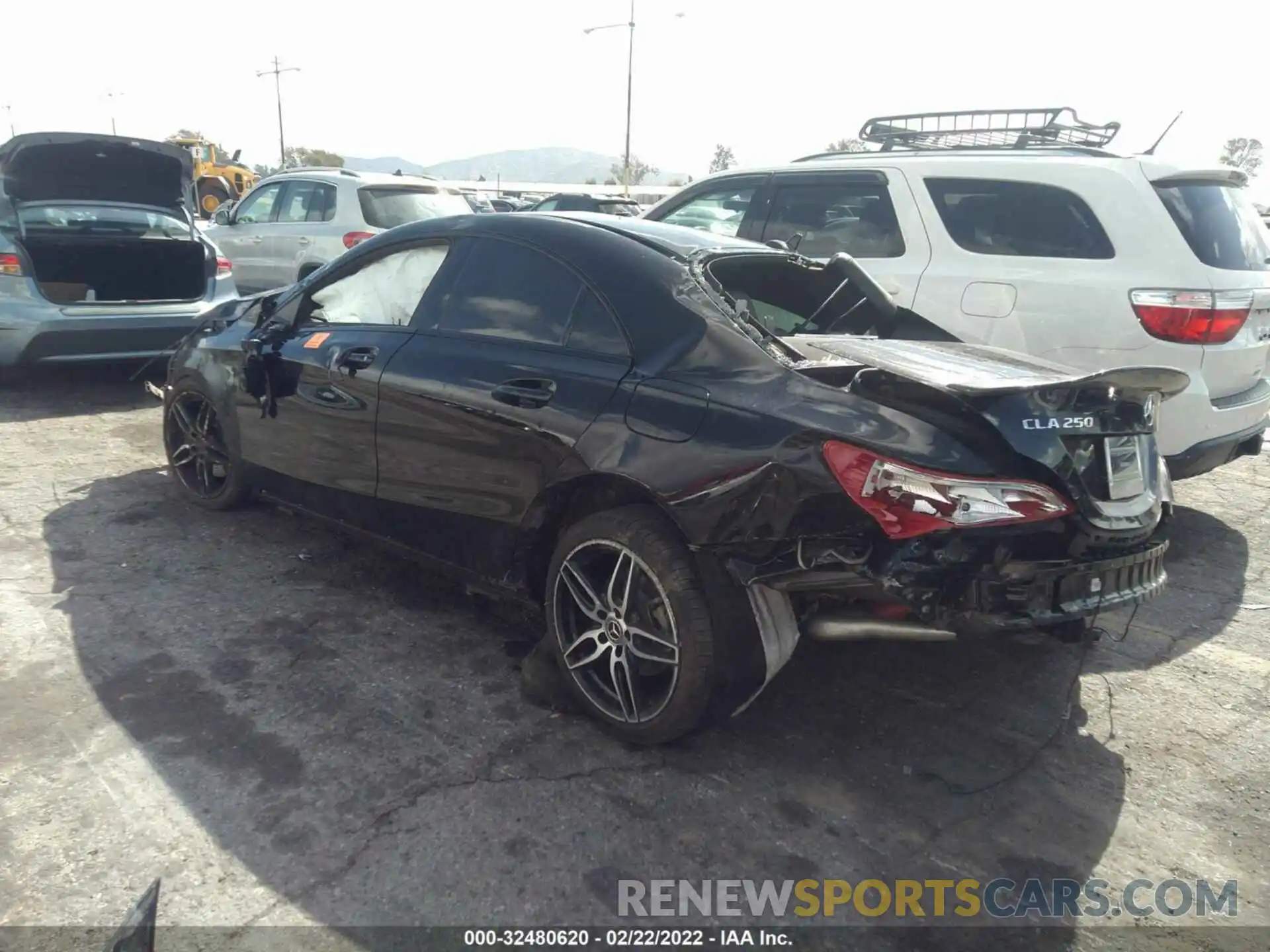 3 Photograph of a damaged car WDDSJ4EB0KN776356 MERCEDES-BENZ CLA 2019