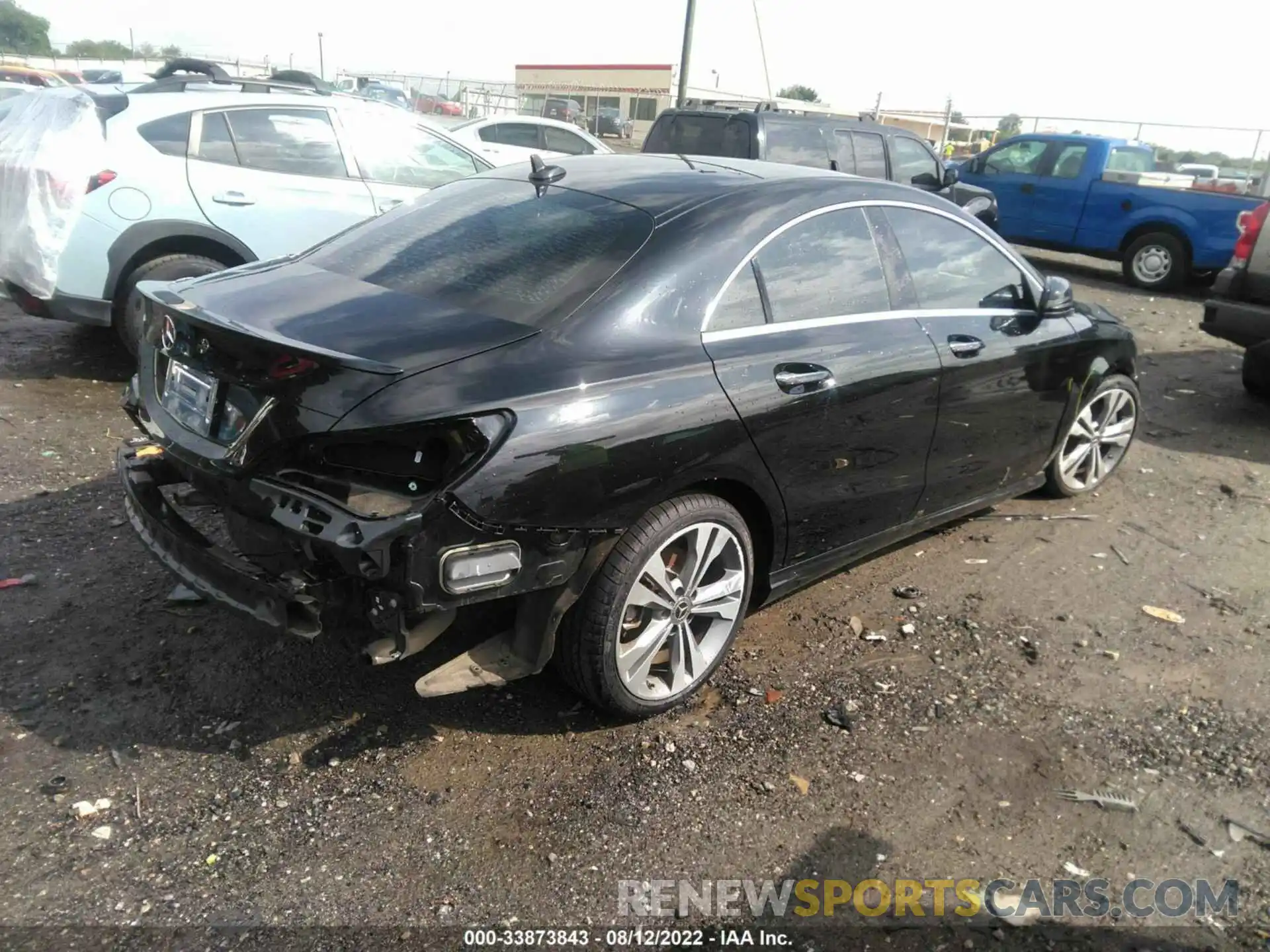 4 Photograph of a damaged car WDDSJ4EB1KN722516 MERCEDES-BENZ CLA 2019