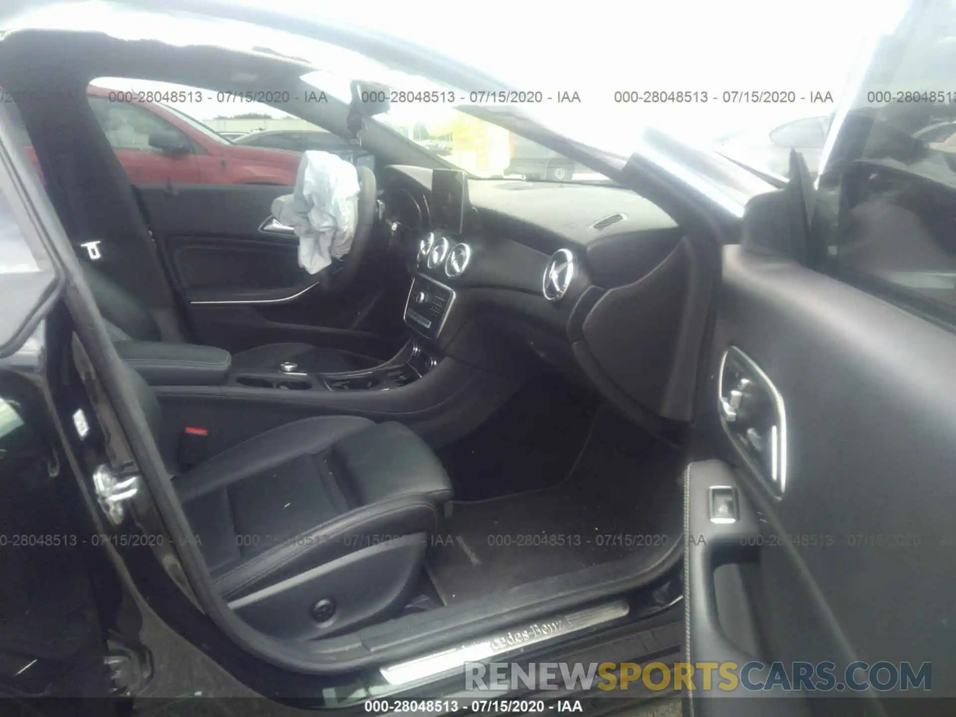 5 Photograph of a damaged car WDDSJ4EB4KN769247 MERCEDES-BENZ CLA 2019