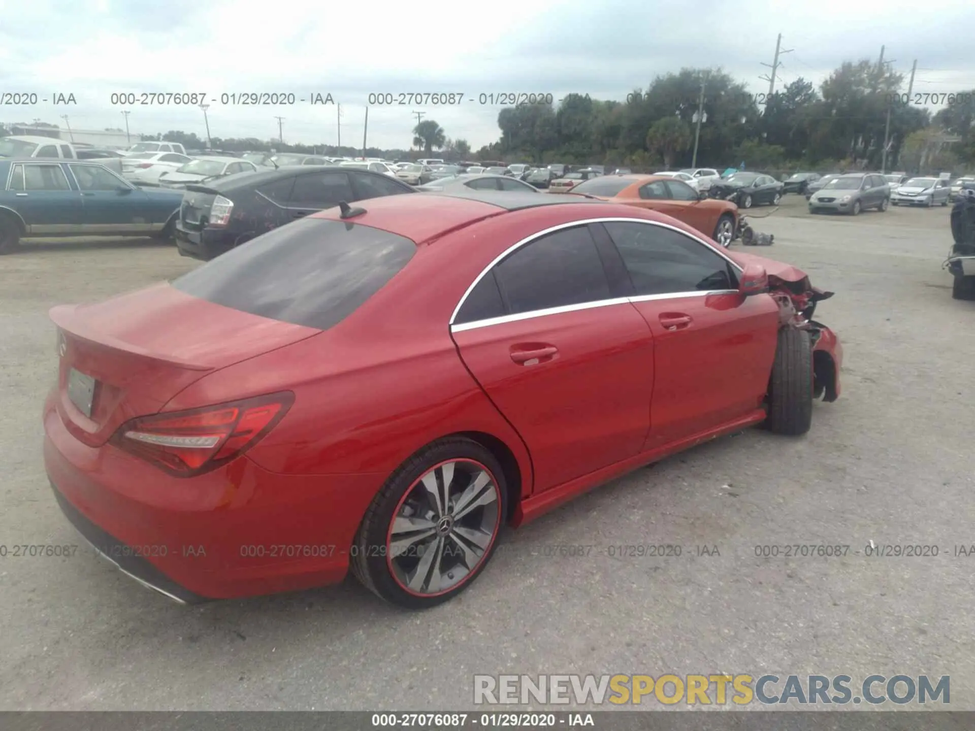 4 Photograph of a damaged car WDDSJ4EB5KN708585 MERCEDES-BENZ CLA 2019