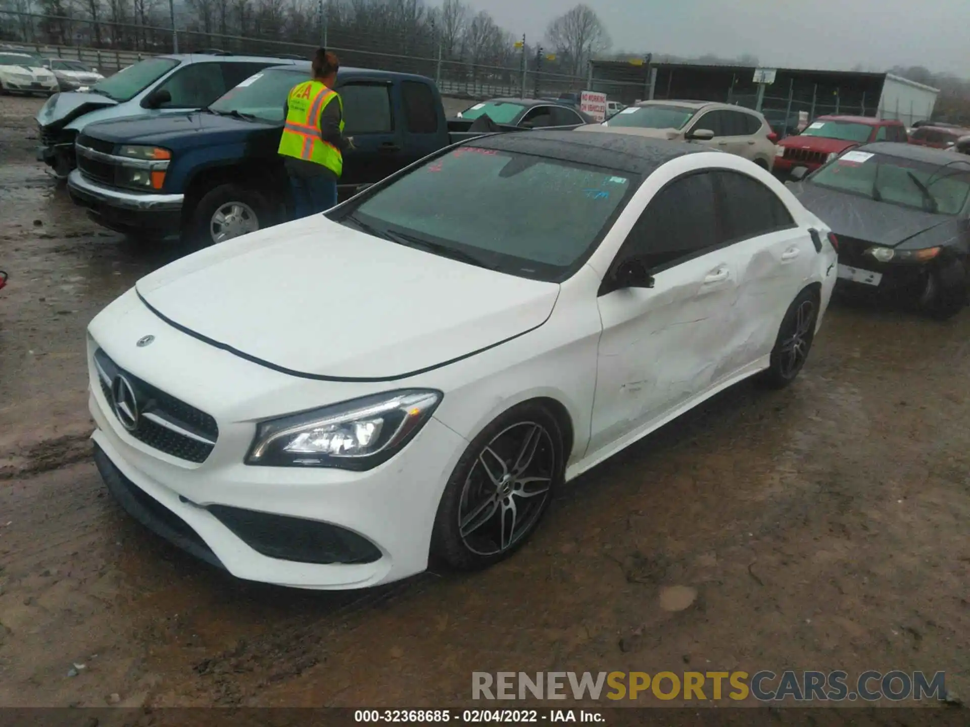 2 Photograph of a damaged car WDDSJ4EB6KN699234 MERCEDES-BENZ CLA 2019