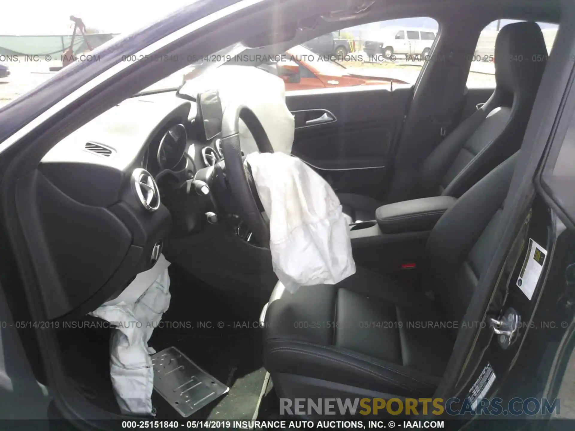 5 Photograph of a damaged car WDDSJ4EB6KN741059 MERCEDES-BENZ CLA 2019