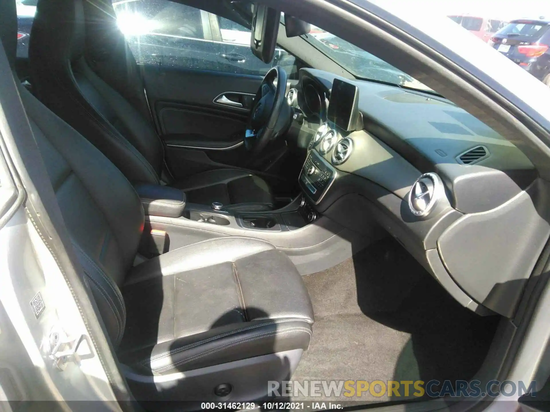 5 Photograph of a damaged car WDDSJ4EB6KN744706 MERCEDES-BENZ CLA 2019