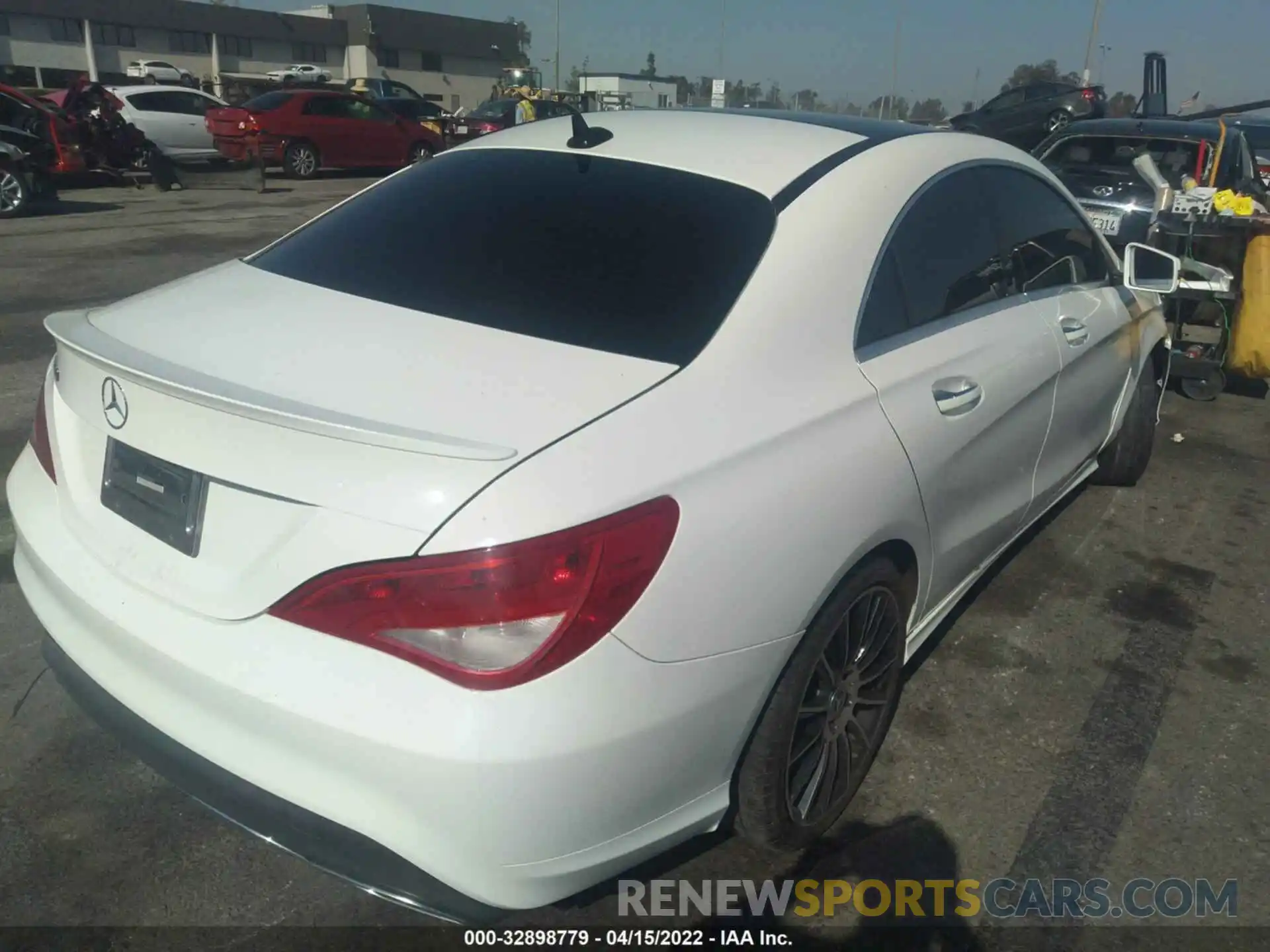 4 Photograph of a damaged car WDDSJ4EB7KN776533 MERCEDES-BENZ CLA 2019