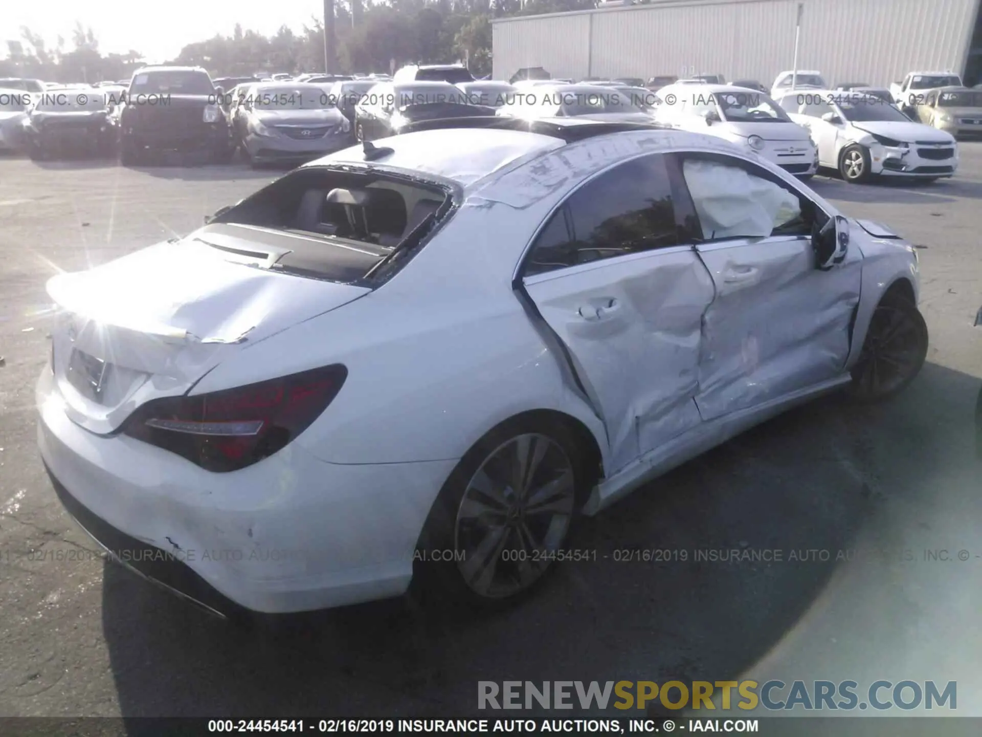 4 Photograph of a damaged car WDDSJ4EB8KN713893 MERCEDES-BENZ CLA 2019