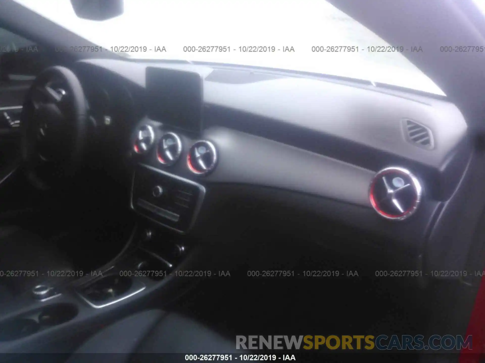 5 Photograph of a damaged car WDDSJ4GB2KN702661 MERCEDES-BENZ CLA 2019