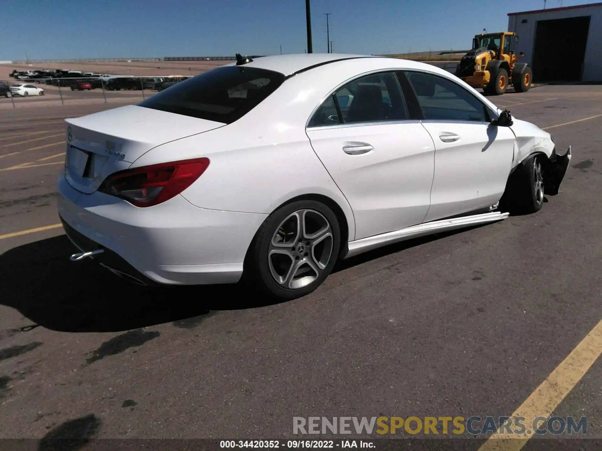 4 Photograph of a damaged car WDDSJ4GB3KN760472 MERCEDES-BENZ CLA 2019