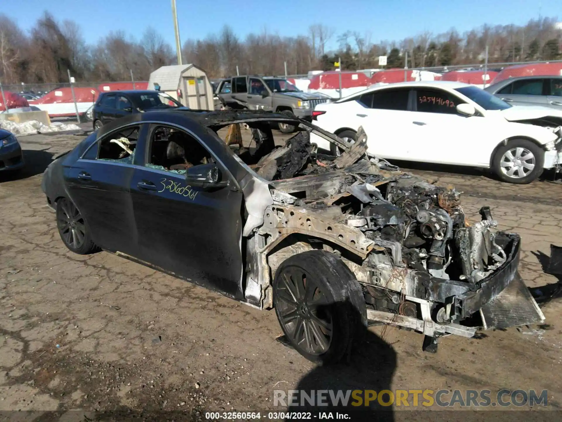 1 Photograph of a damaged car WDDSJ4GB4KN726122 MERCEDES-BENZ CLA 2019