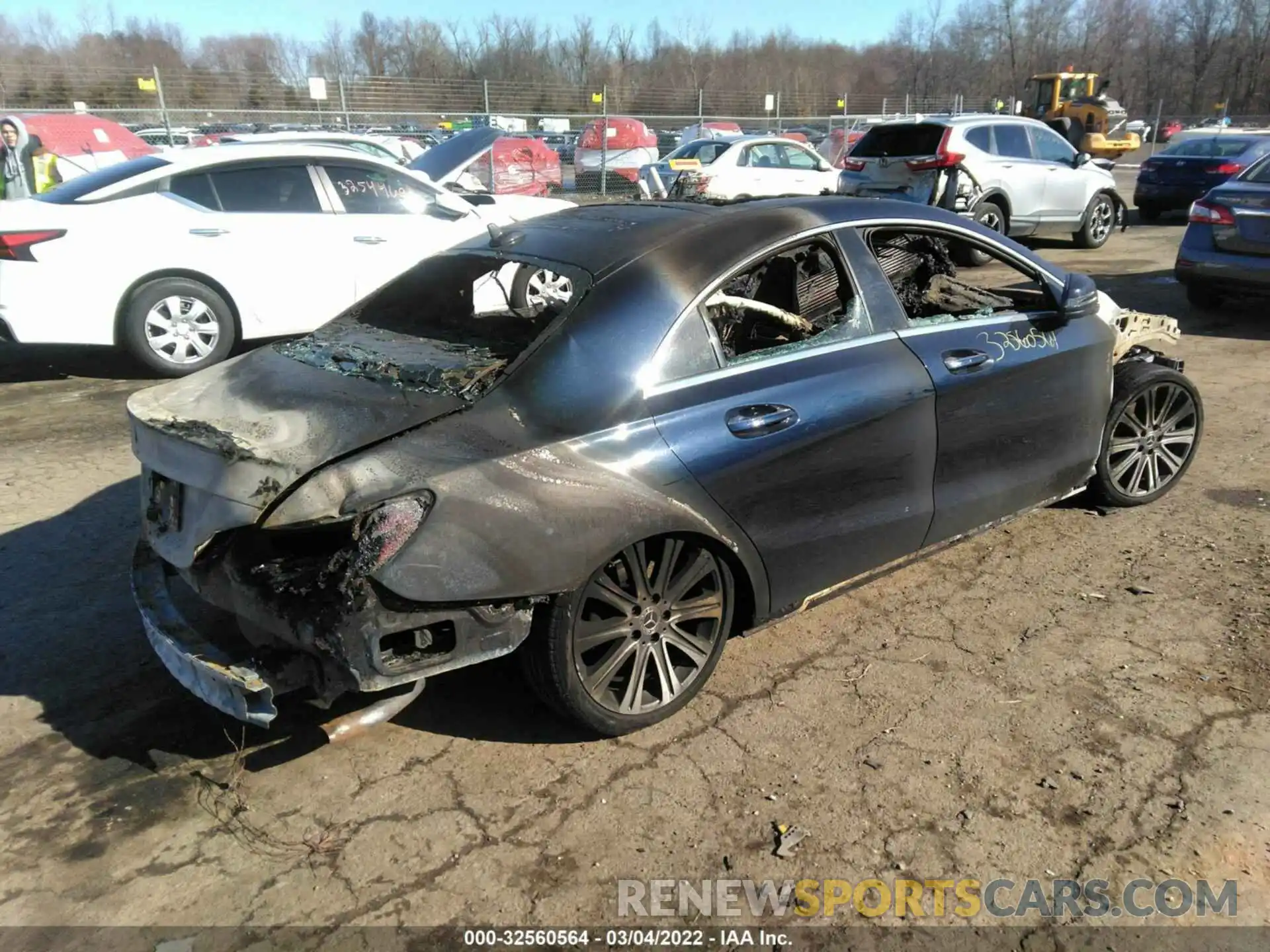 4 Photograph of a damaged car WDDSJ4GB4KN726122 MERCEDES-BENZ CLA 2019