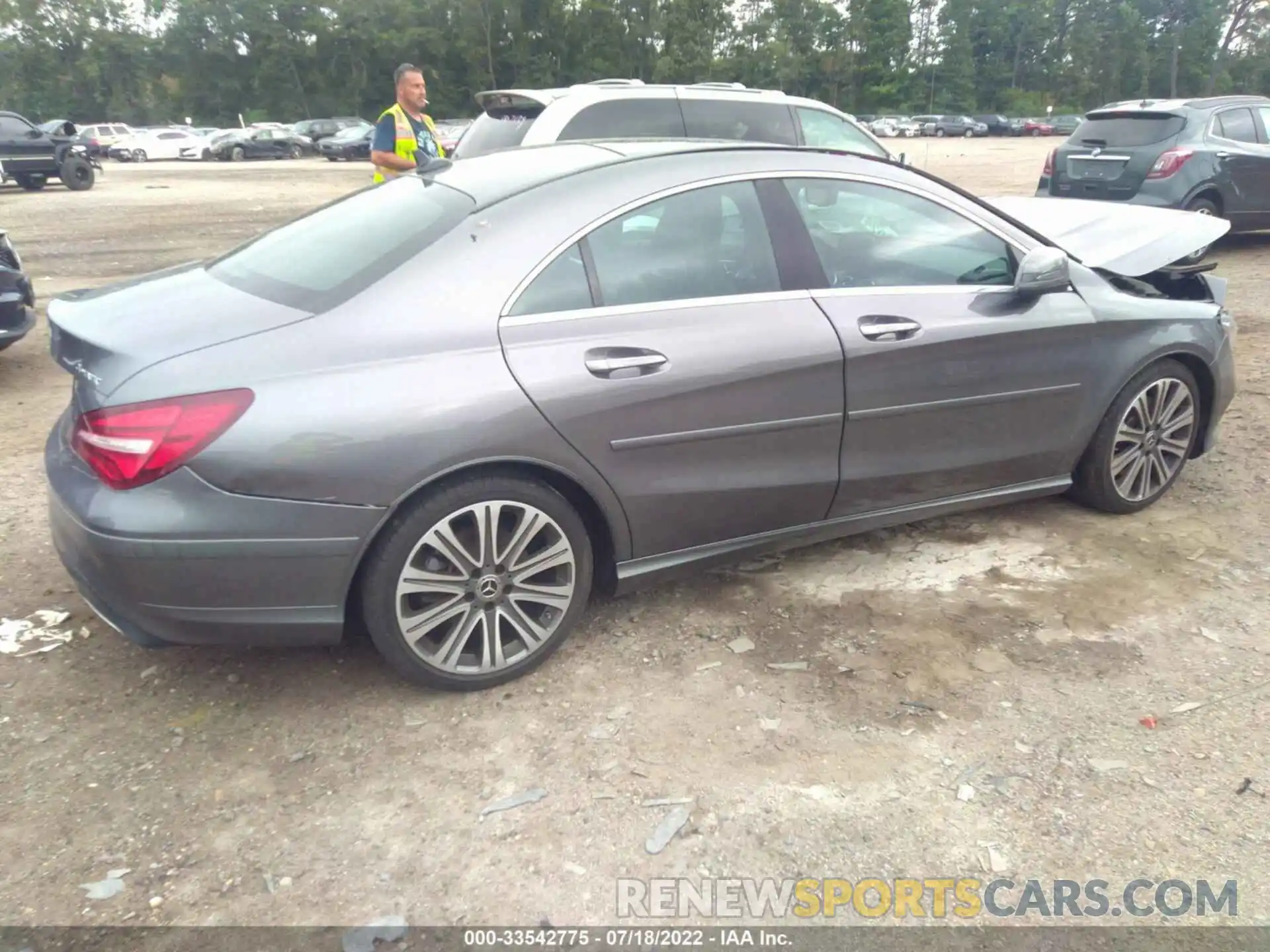 4 Photograph of a damaged car WDDSJ4GBXKN717764 MERCEDES-BENZ CLA 2019