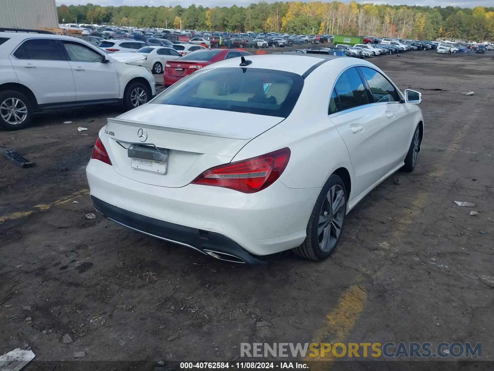 4 Photograph of a damaged car WDDSJ4EB1KN707708 MERCEDES-BENZ CLA 250 2019