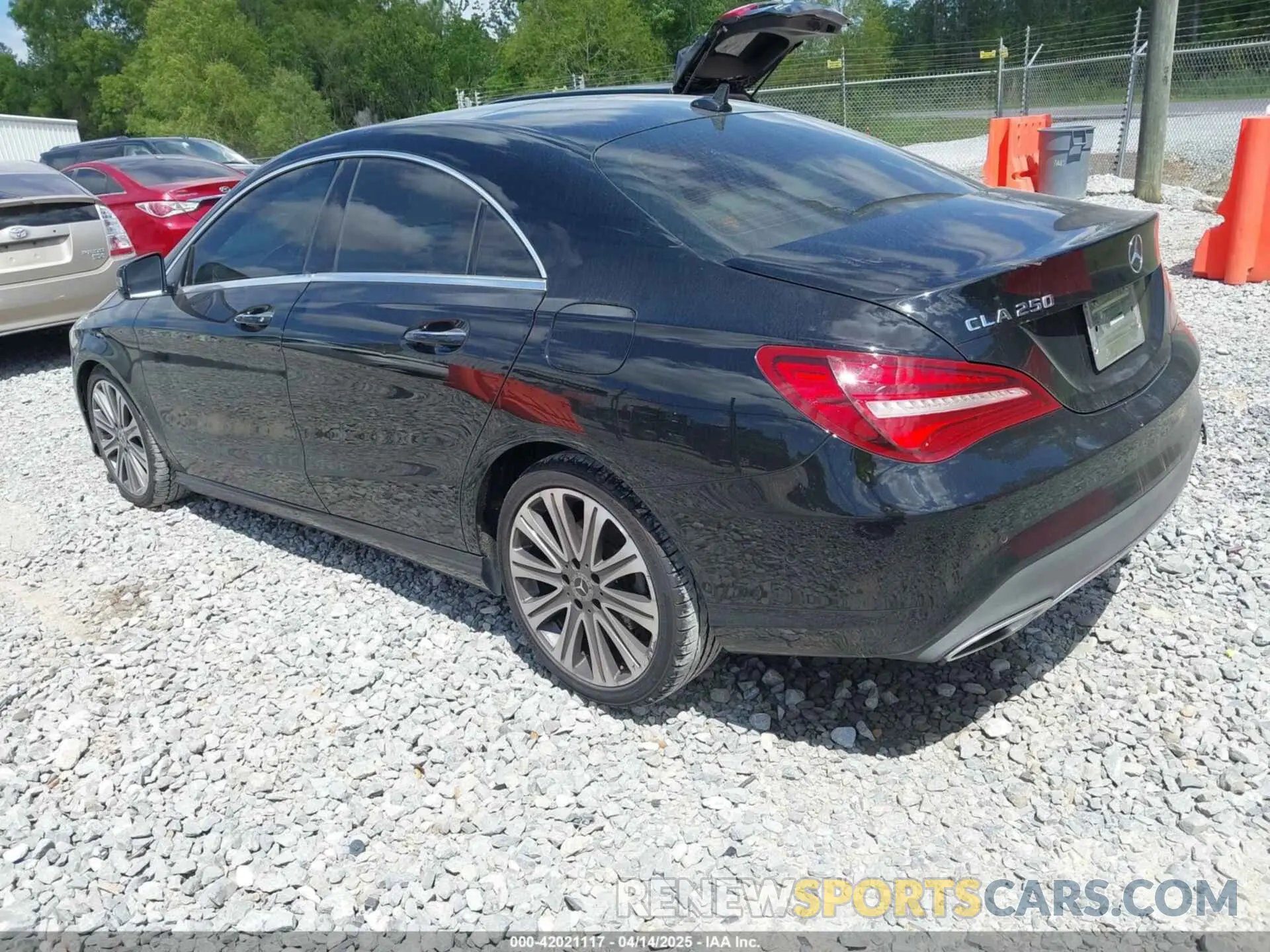 3 Photograph of a damaged car WDDSJ4EB3KN751953 MERCEDES-BENZ CLA 250 2019