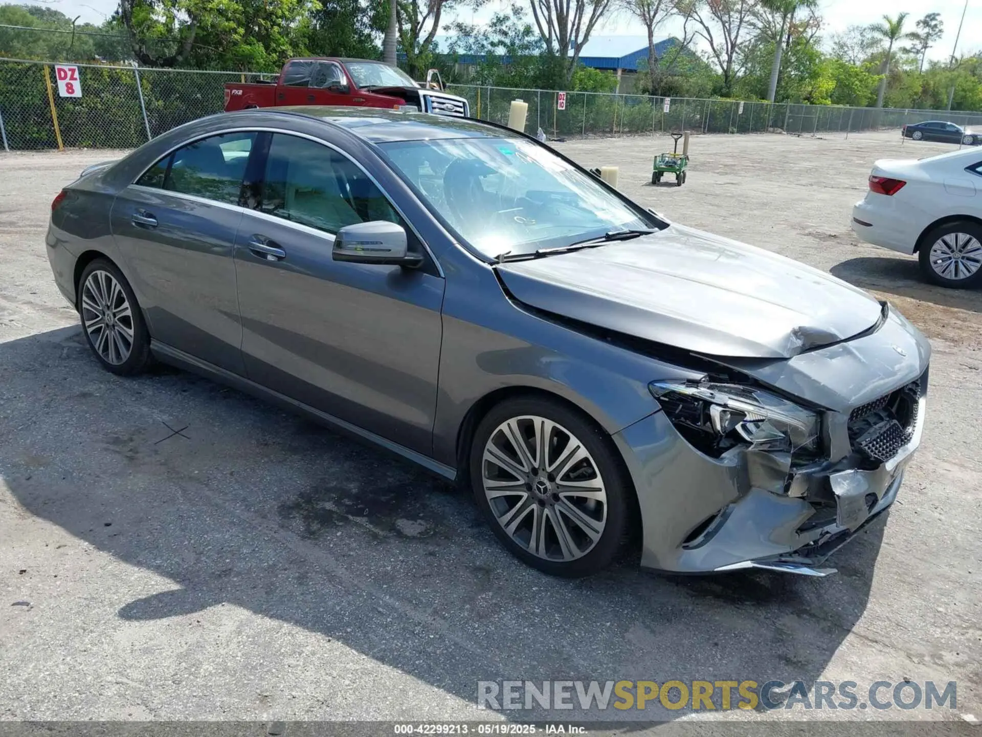 1 Photograph of a damaged car WDDSJ4EB4KN773539 MERCEDES-BENZ CLA 250 2019
