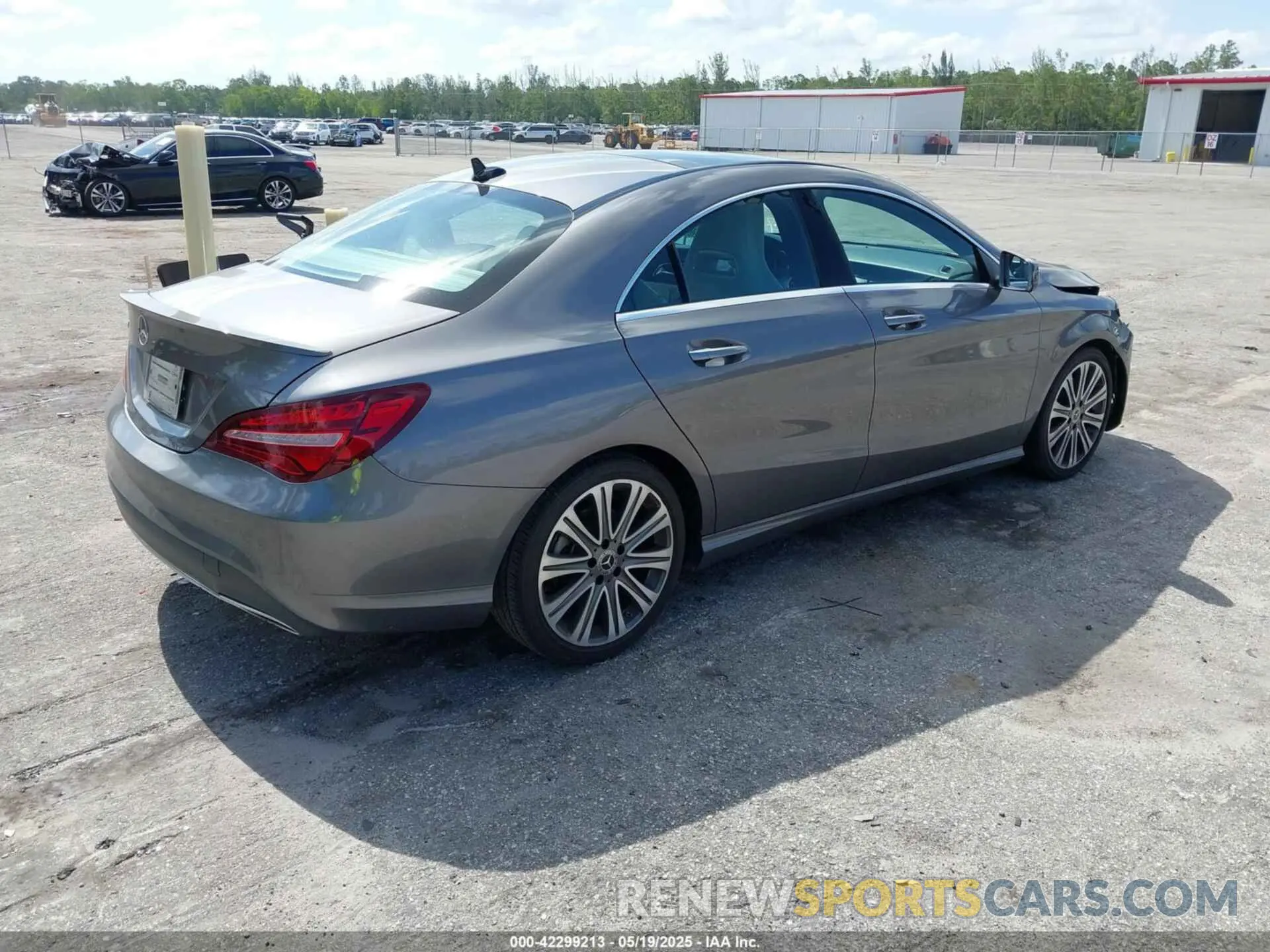 4 Photograph of a damaged car WDDSJ4EB4KN773539 MERCEDES-BENZ CLA 250 2019