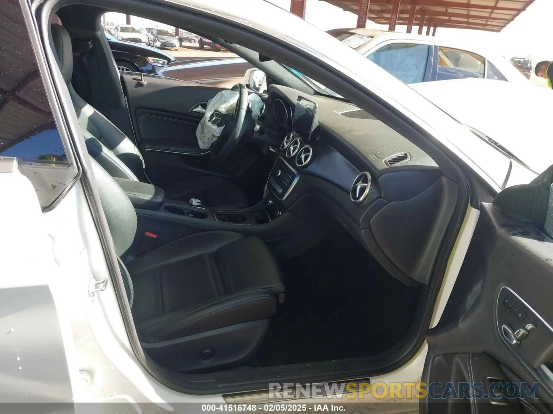 5 Photograph of a damaged car WDDSJ4EB5KN747130 MERCEDES-BENZ CLA 250 2019