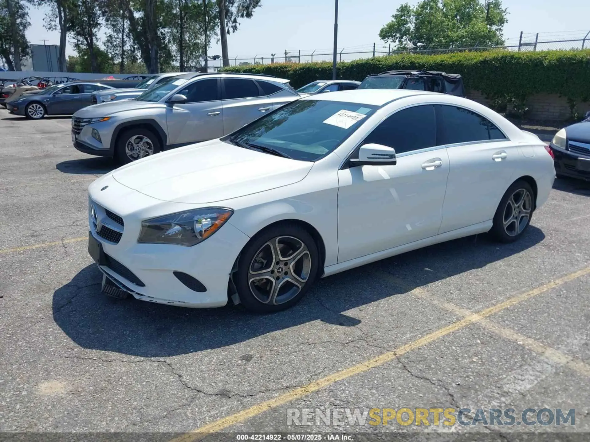 2 Photograph of a damaged car WDDSJ4EB5KN769676 MERCEDES-BENZ CLA 250 2019