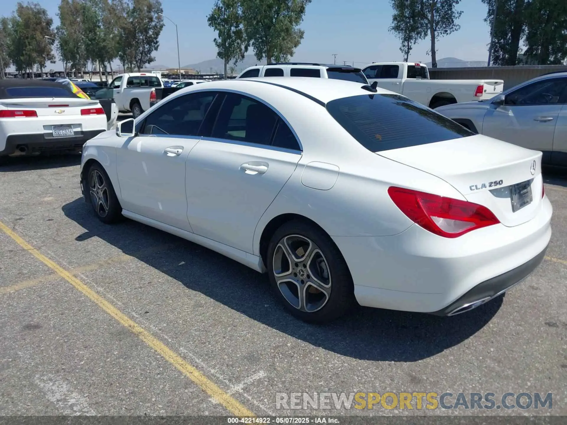 3 Photograph of a damaged car WDDSJ4EB5KN769676 MERCEDES-BENZ CLA 250 2019
